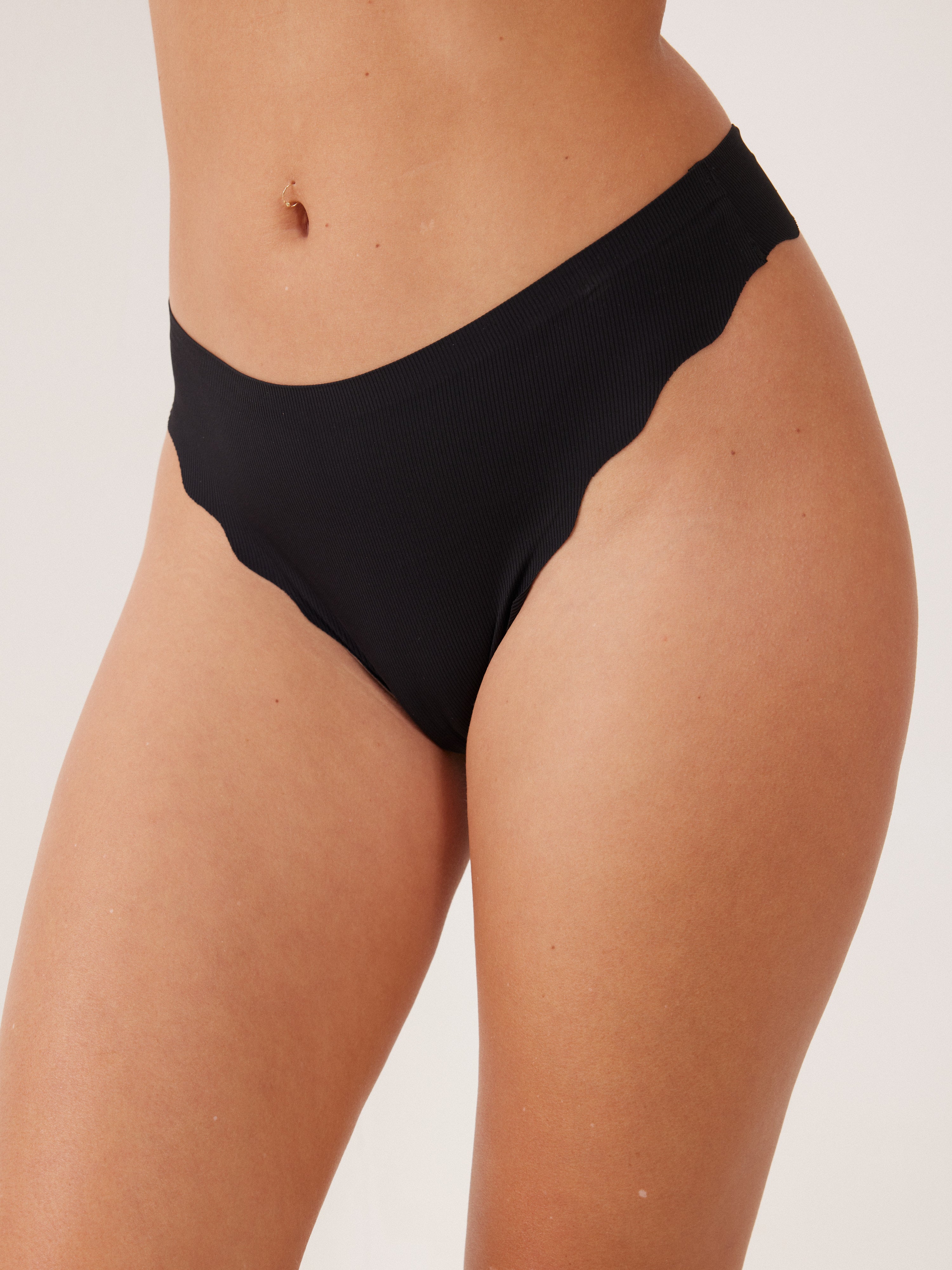 חוטיני ריב מיקרו - שחור JASMINE