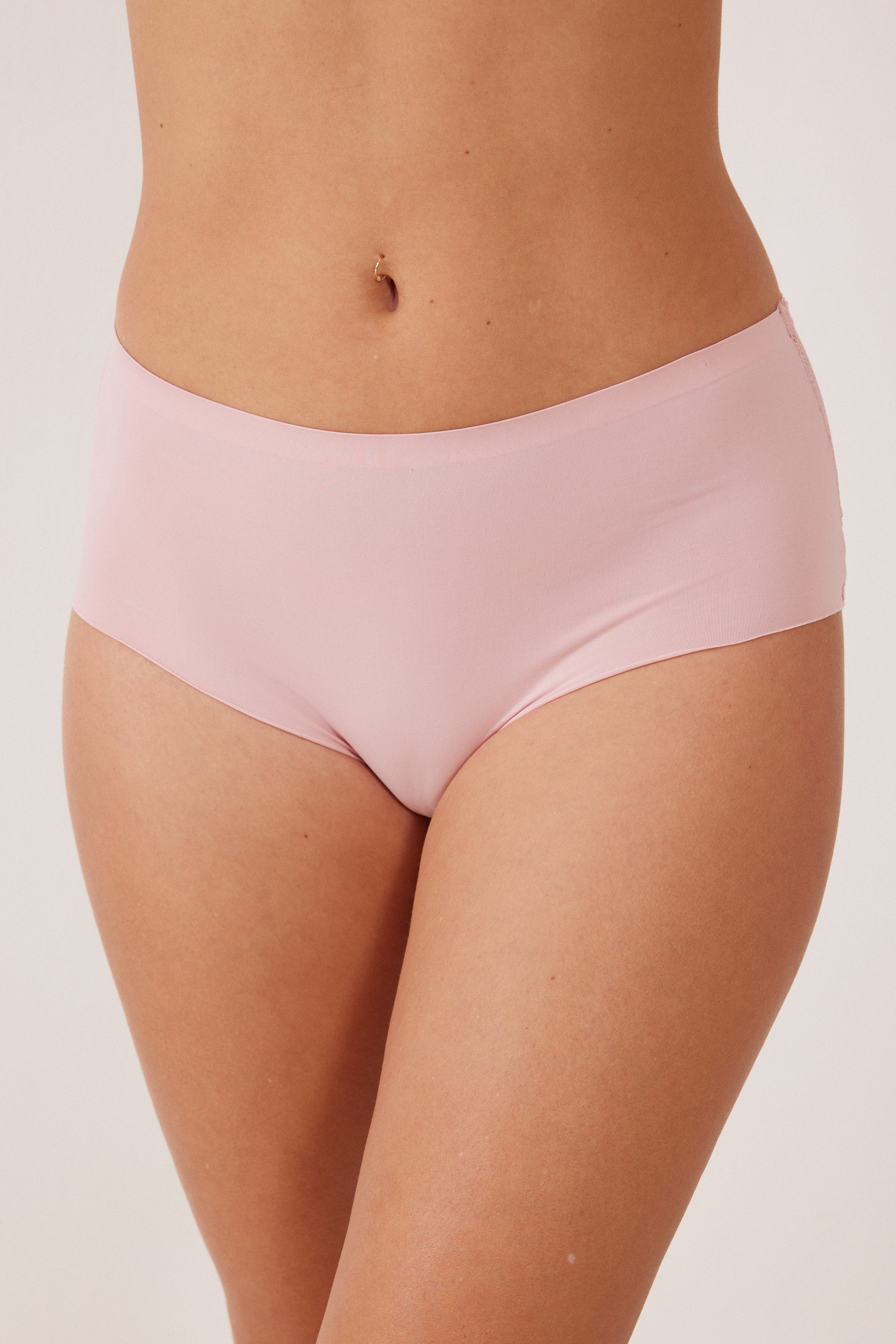 תחתון מקסי מיקרו ותחרה ROSE