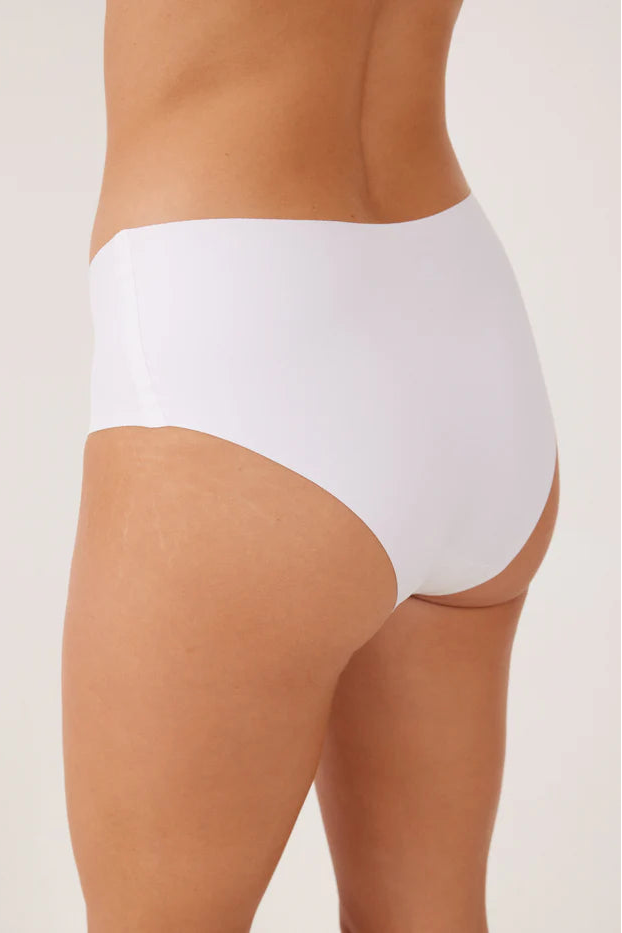 תחתון ביקיני - לבן CLEAN CUT