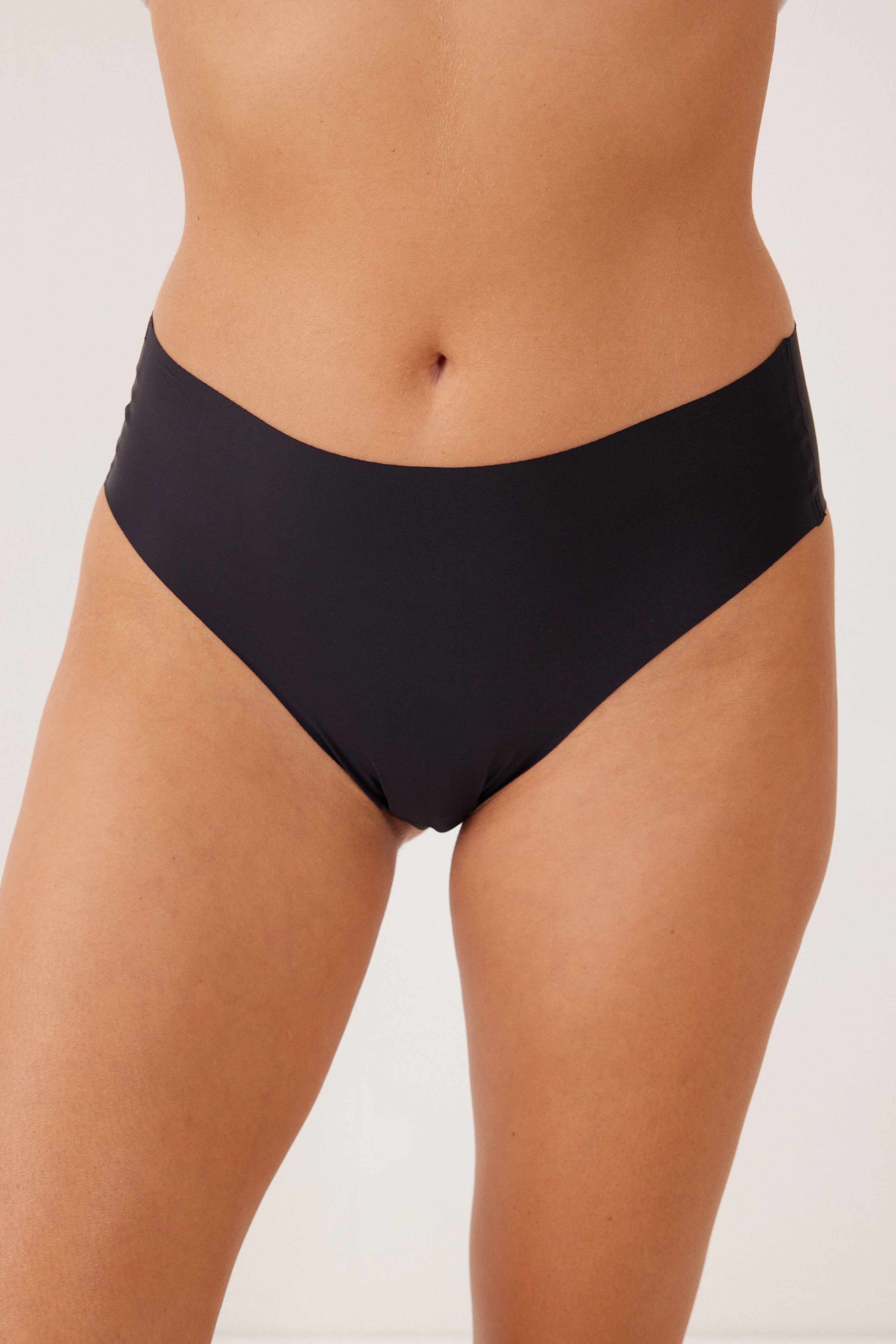 תחתון ברזילאי ללא תפר  CLEAN CUT