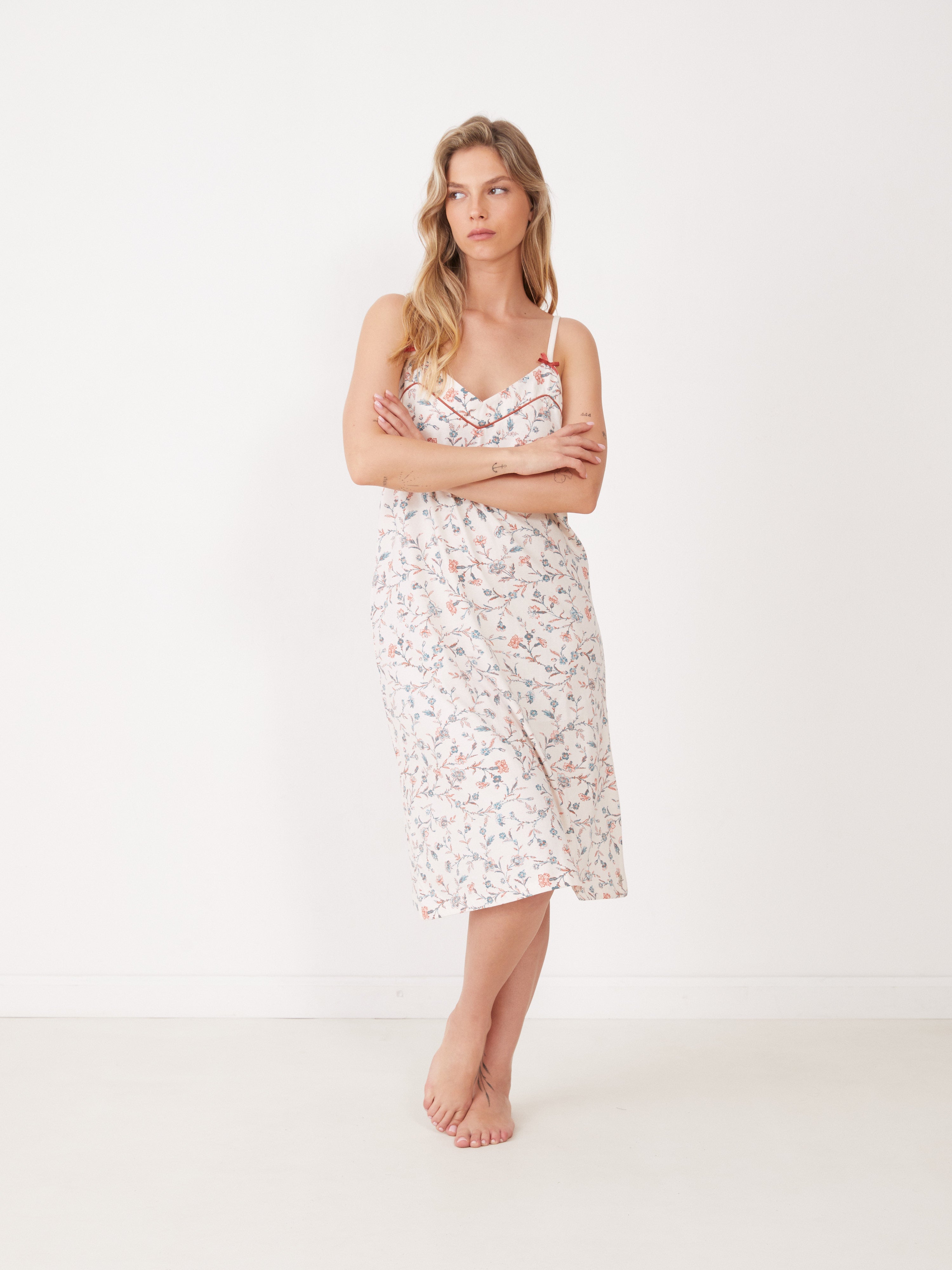 כותונת גופיה