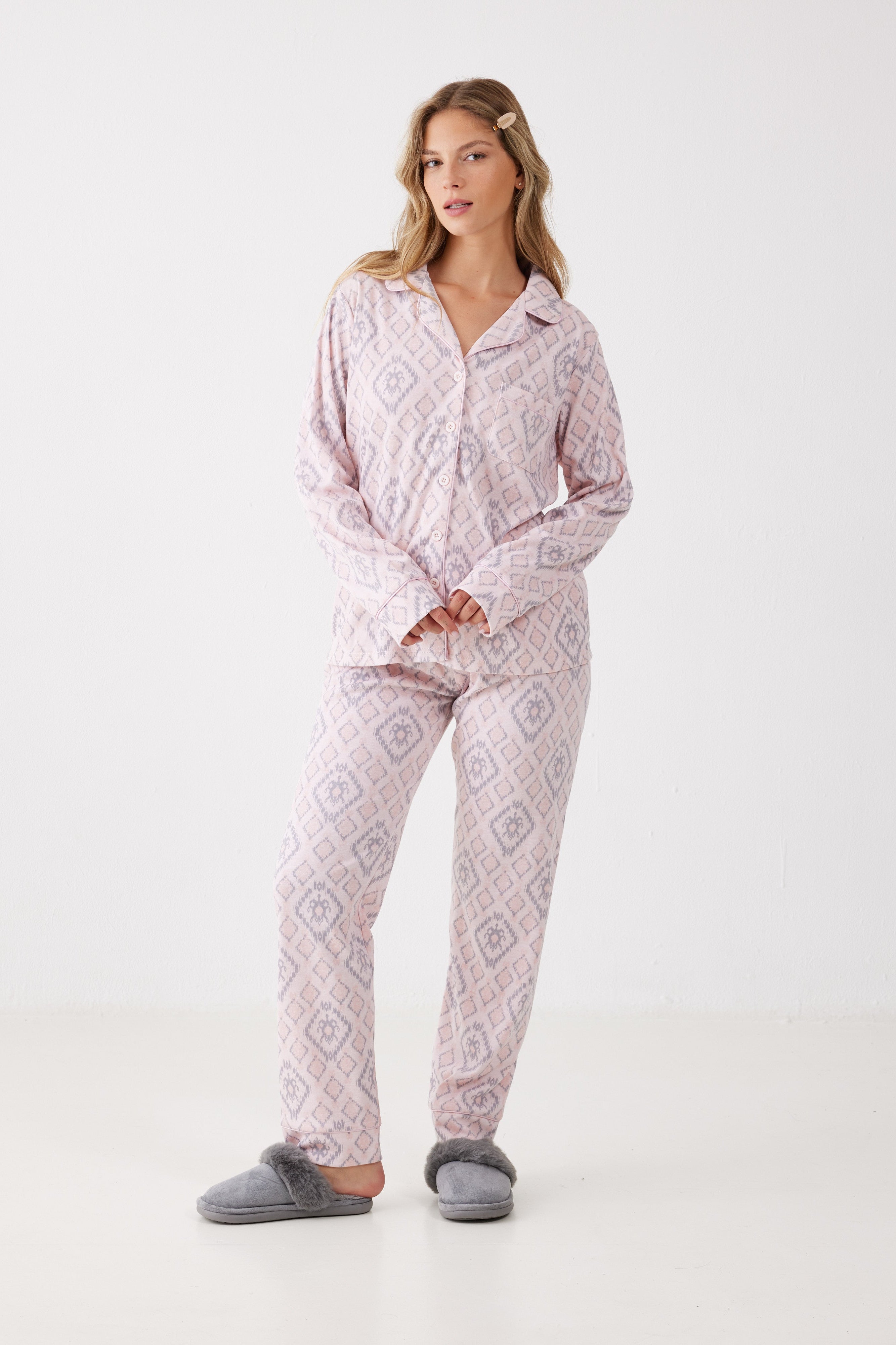 פיג'מה אינטרלוק מכופתרת