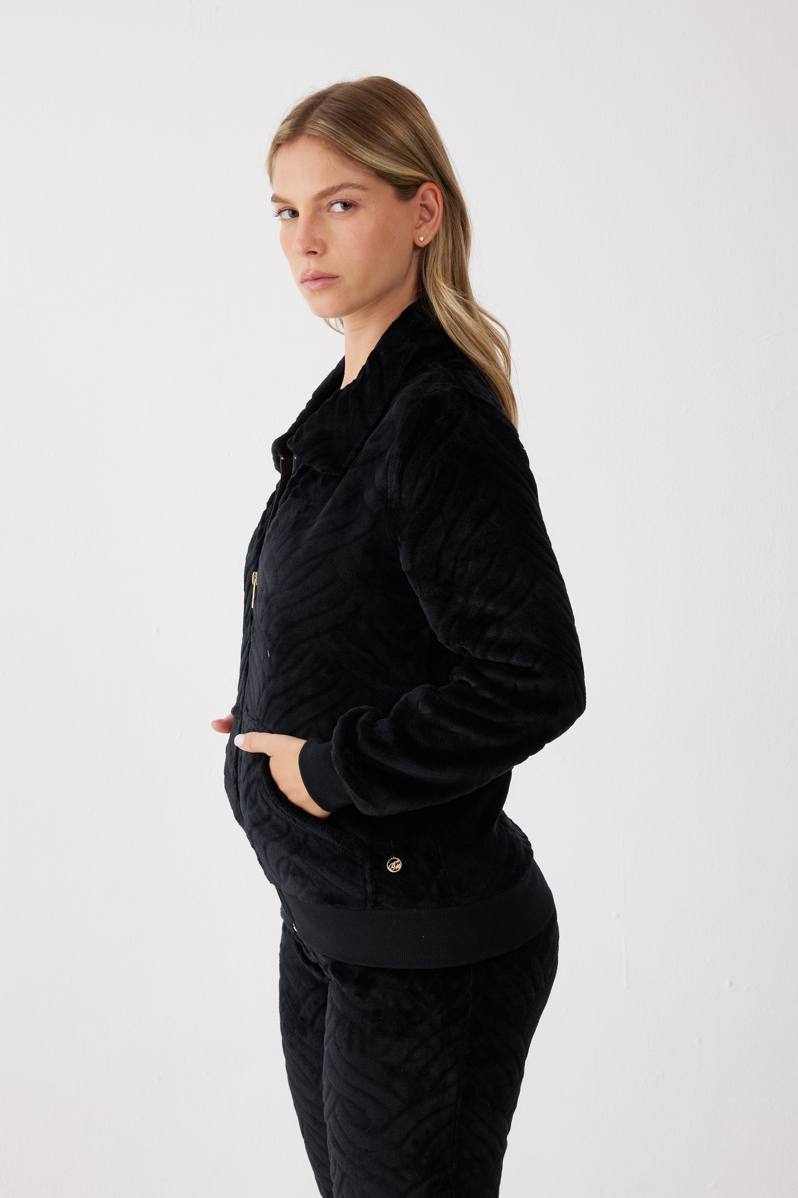 סט חליפת פנאי פלאפי