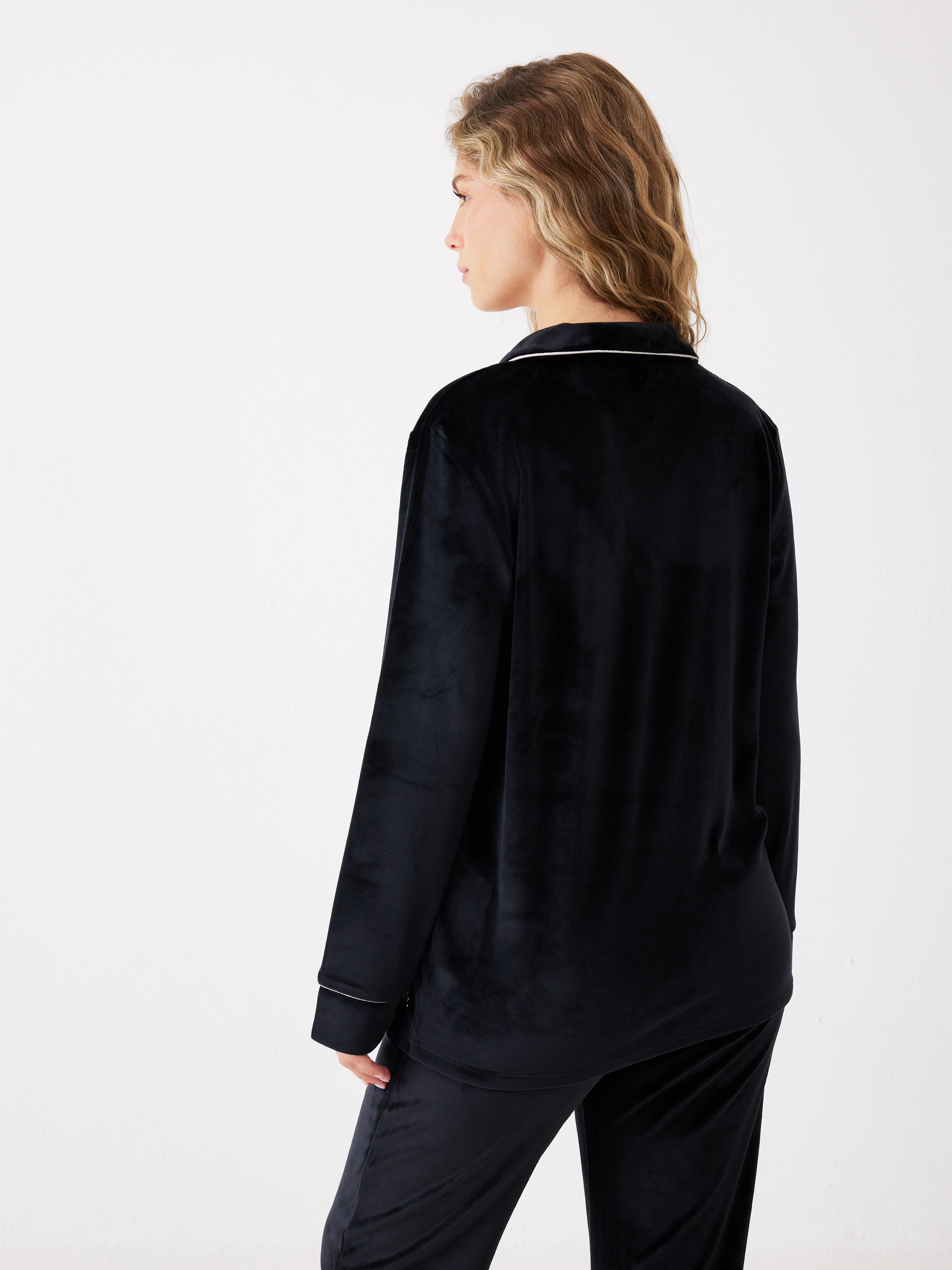 סט חליפה  מכופתרת פספול קטיפה