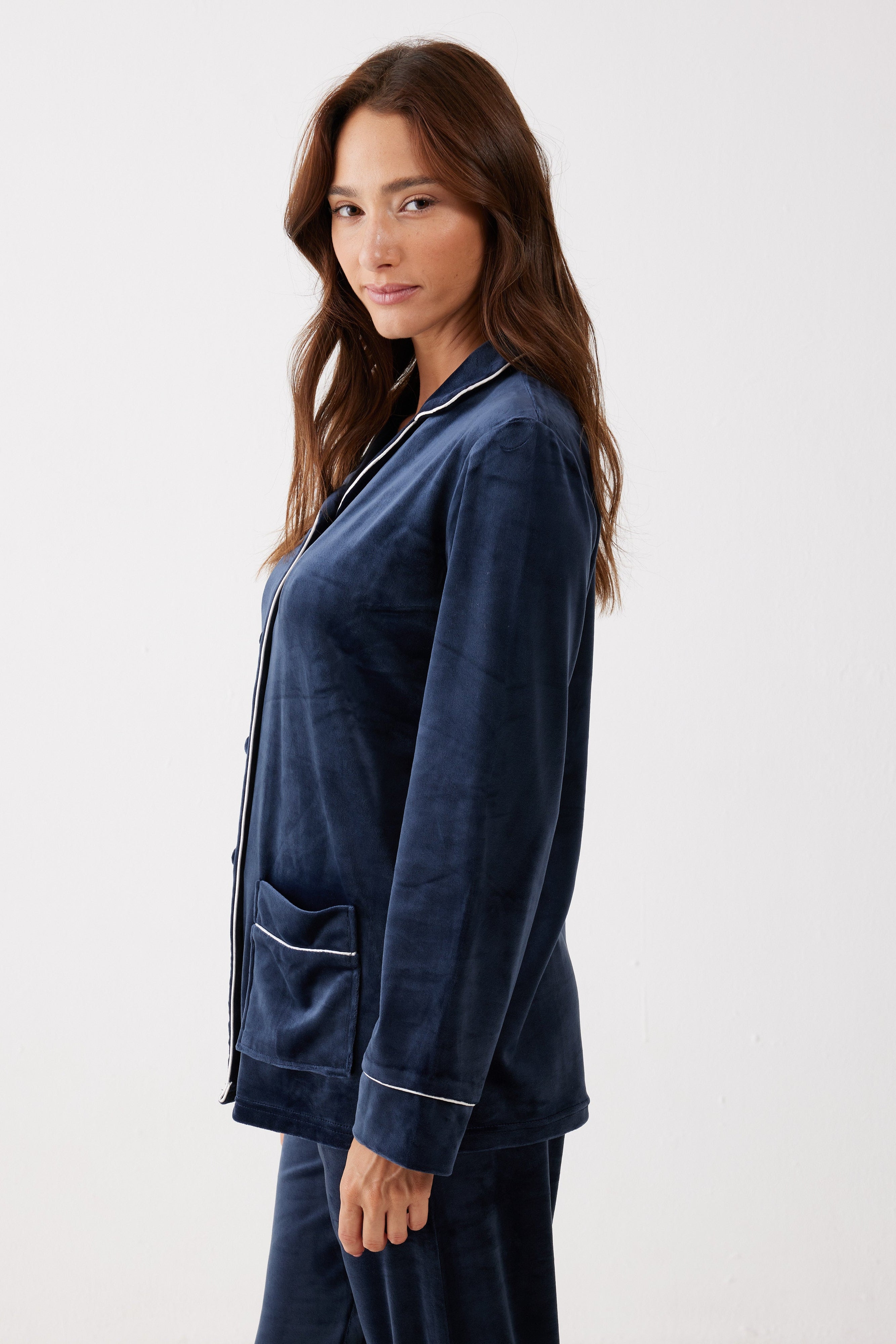 סט חליפה  מכופתרת פספול קטיפה