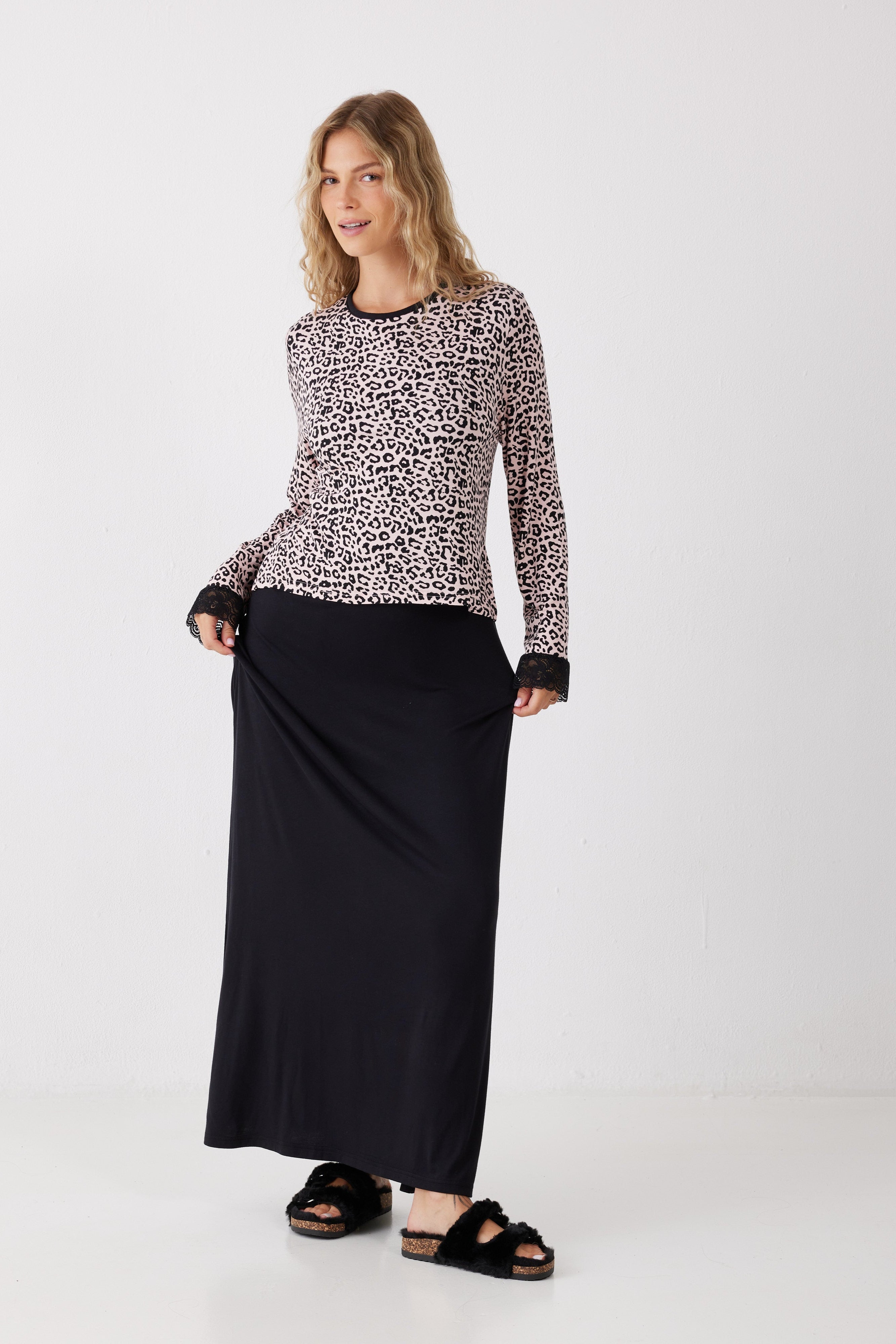 כותונת הנקה שרוול 3/4 מנומרת ויסקוזה