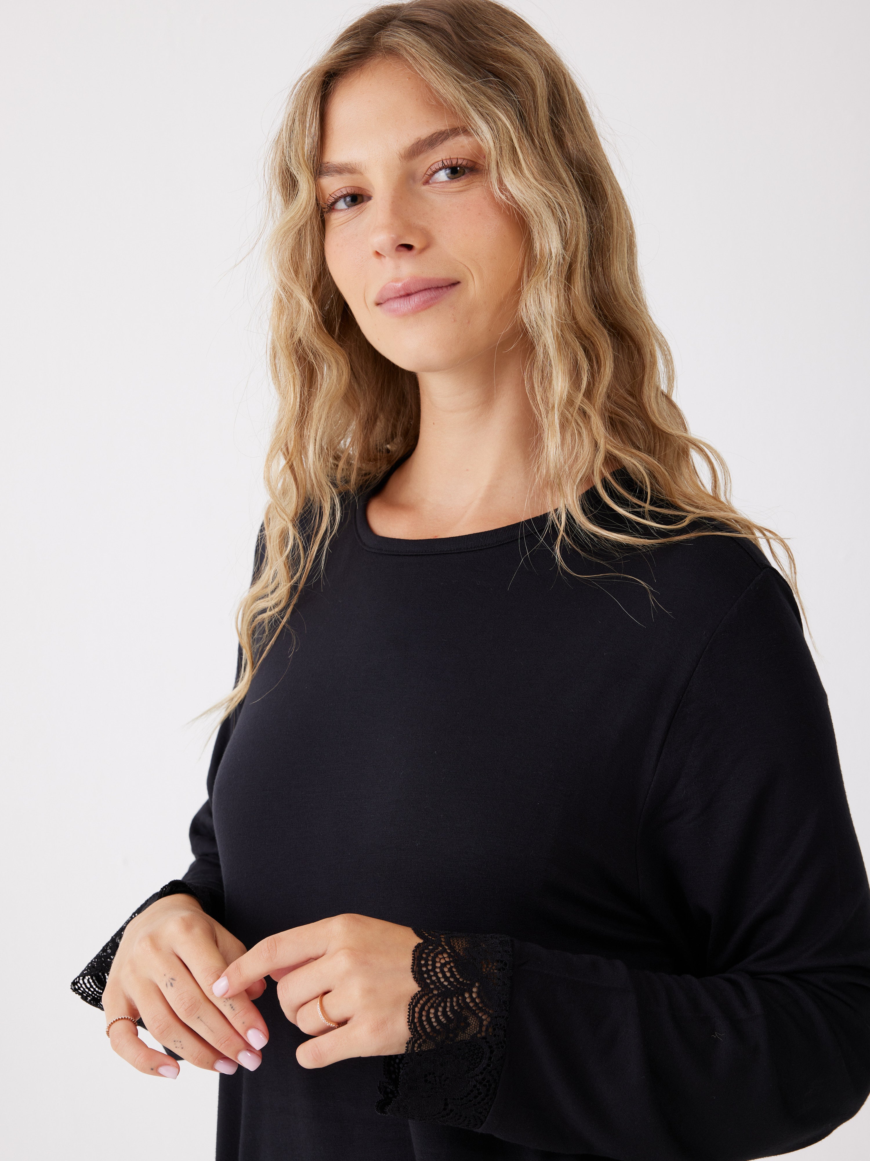 כותונת הנקה שרוול 3/4 מנומרת ויסקוזה