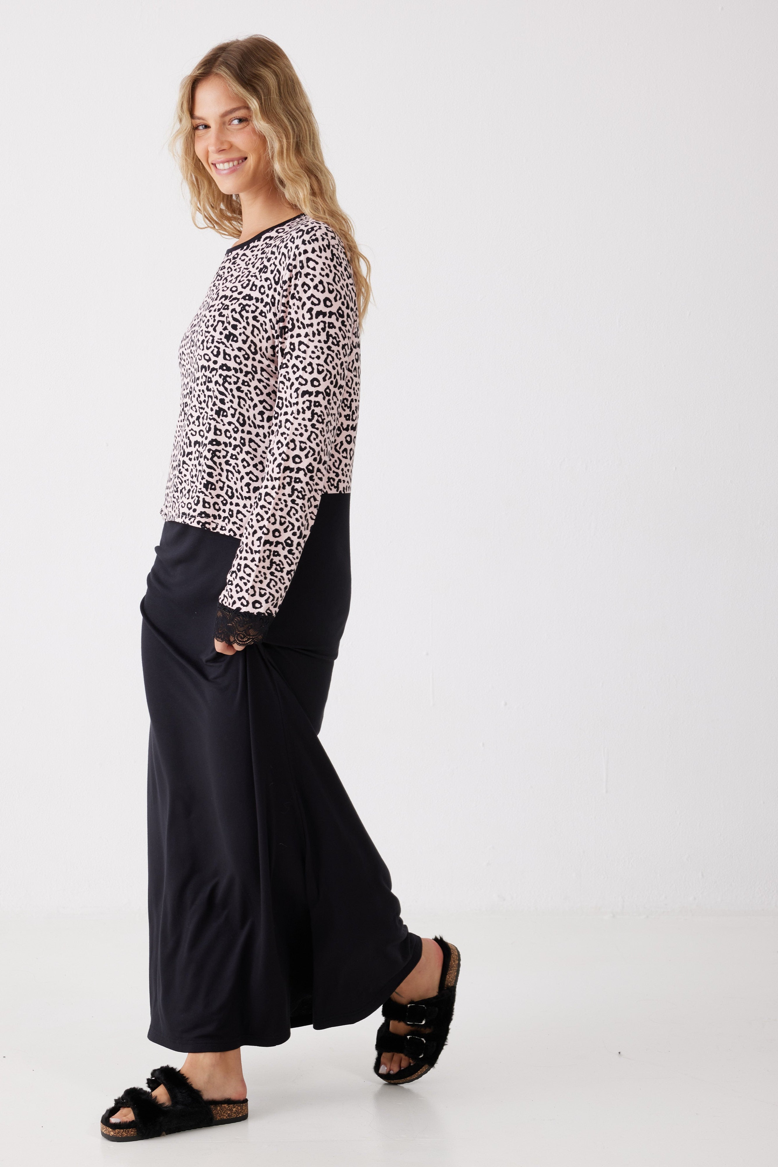 כותונת הנקה שרוול 3/4 מנומרת ויסקוזה