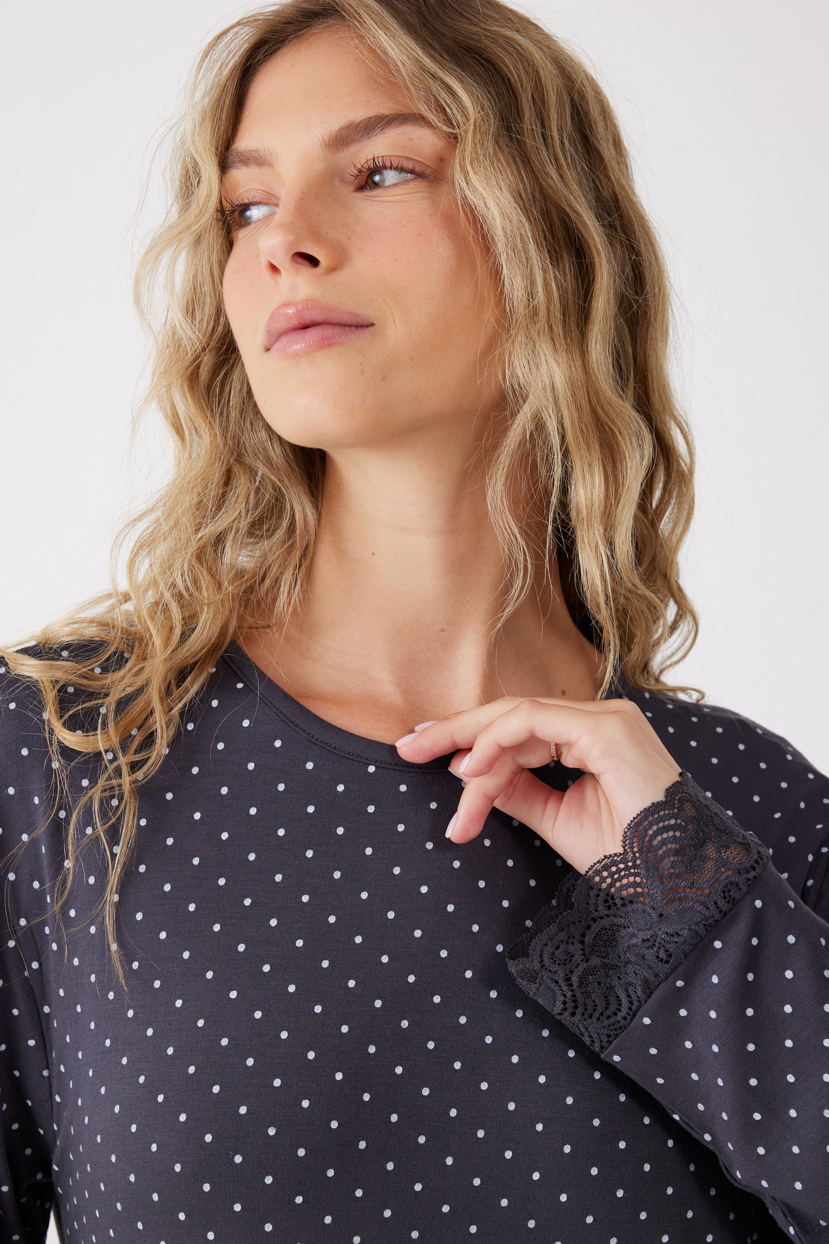 כותונת שרוול 3/4 נקודות ויסקוזה