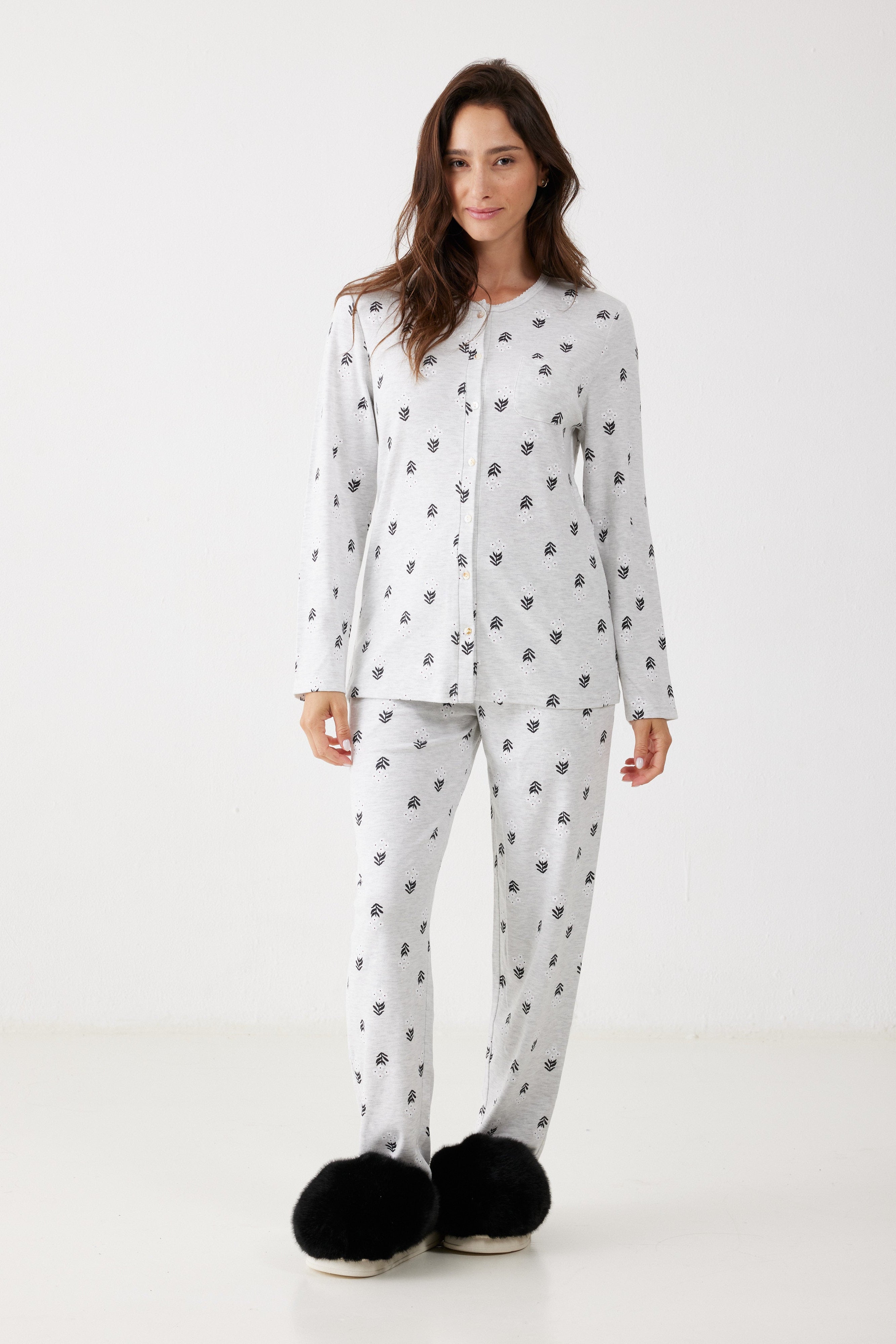 פיג'מה מכופתרת פרחים כותנה