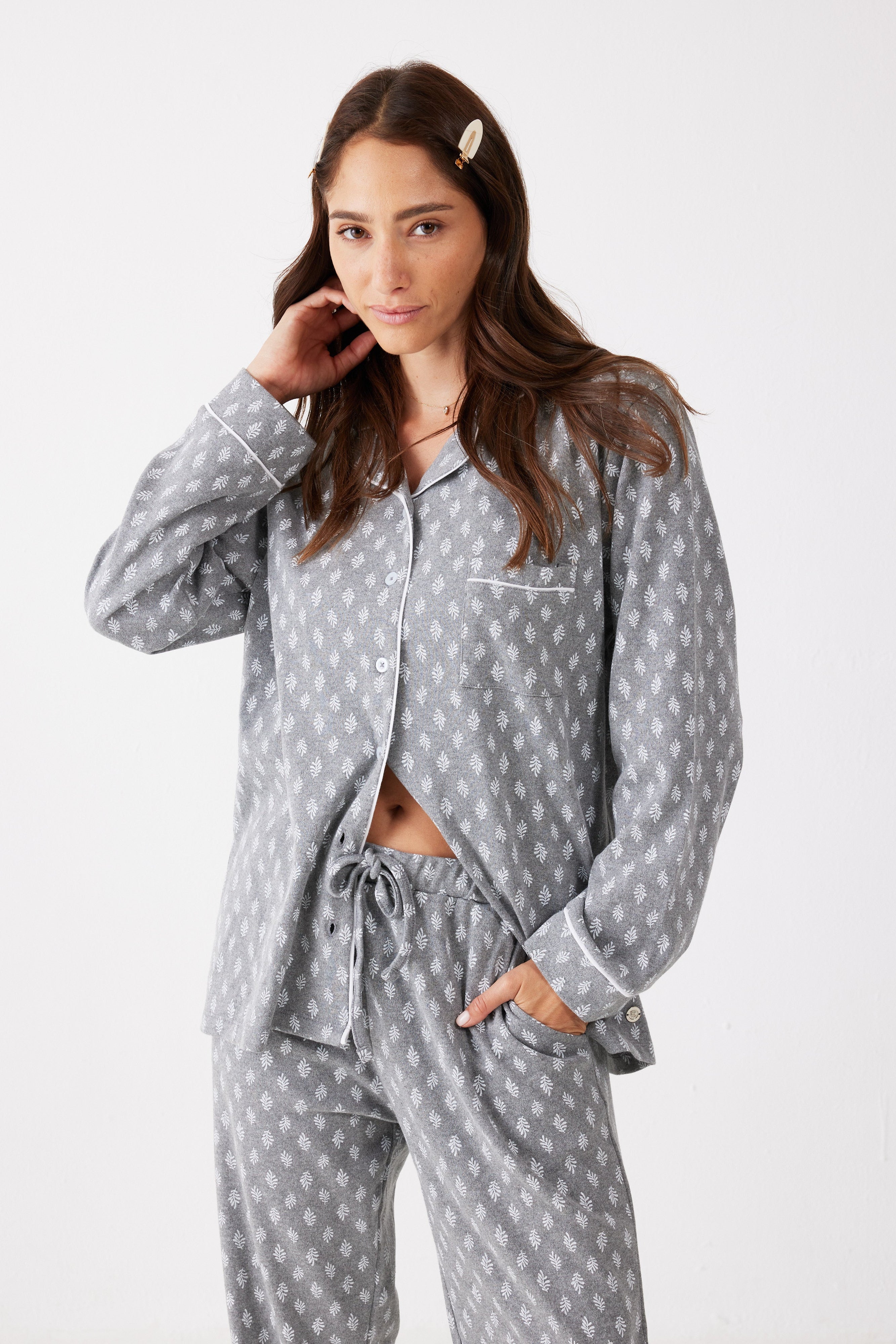 פיג'מה מכופתרת עלים כותנה