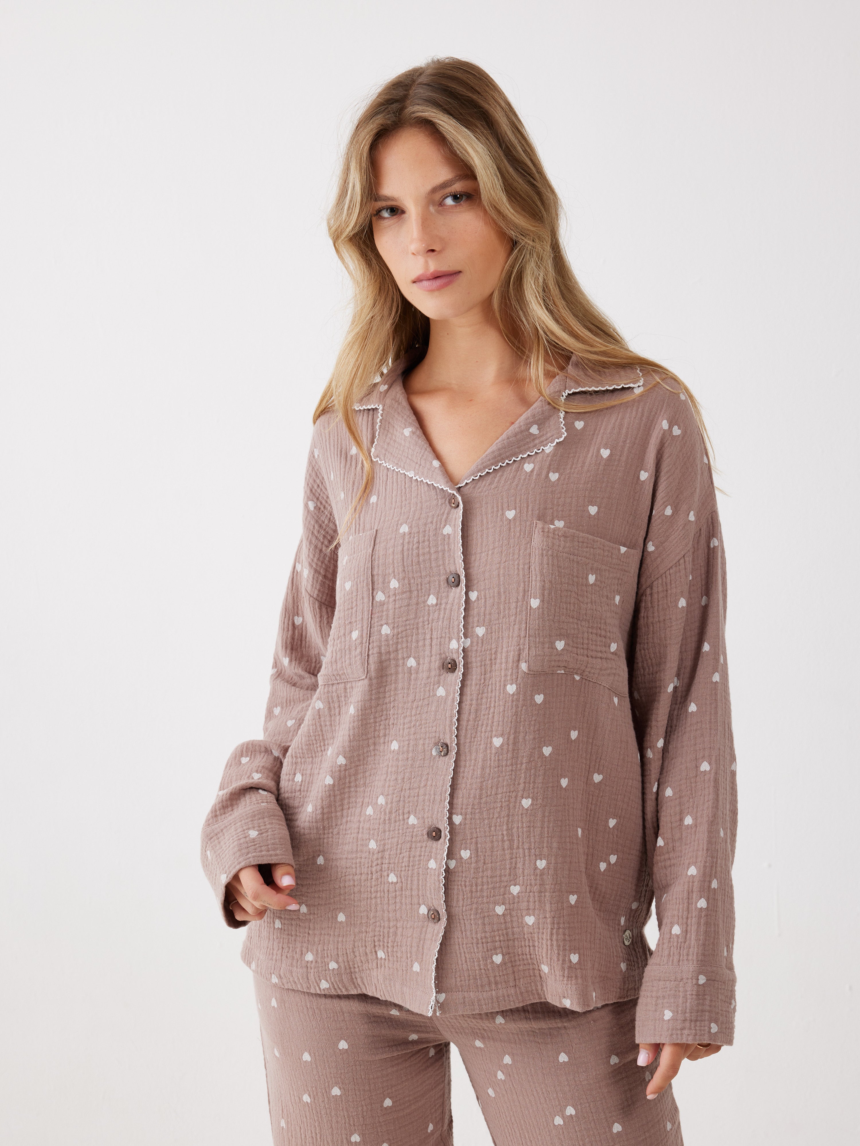 פיג'מה מכופתרת לבבות טטרה