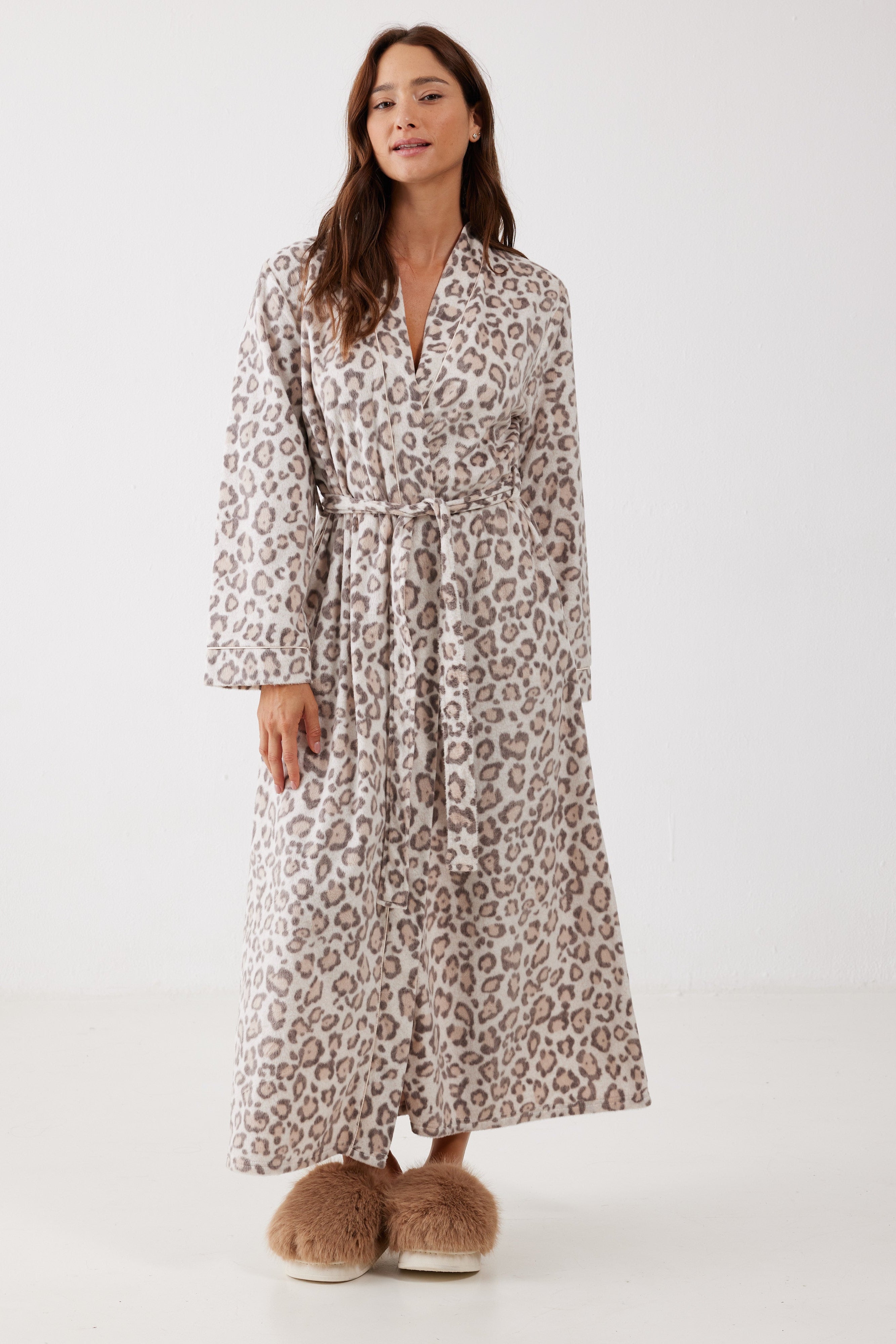 חלוק מנומר מינק