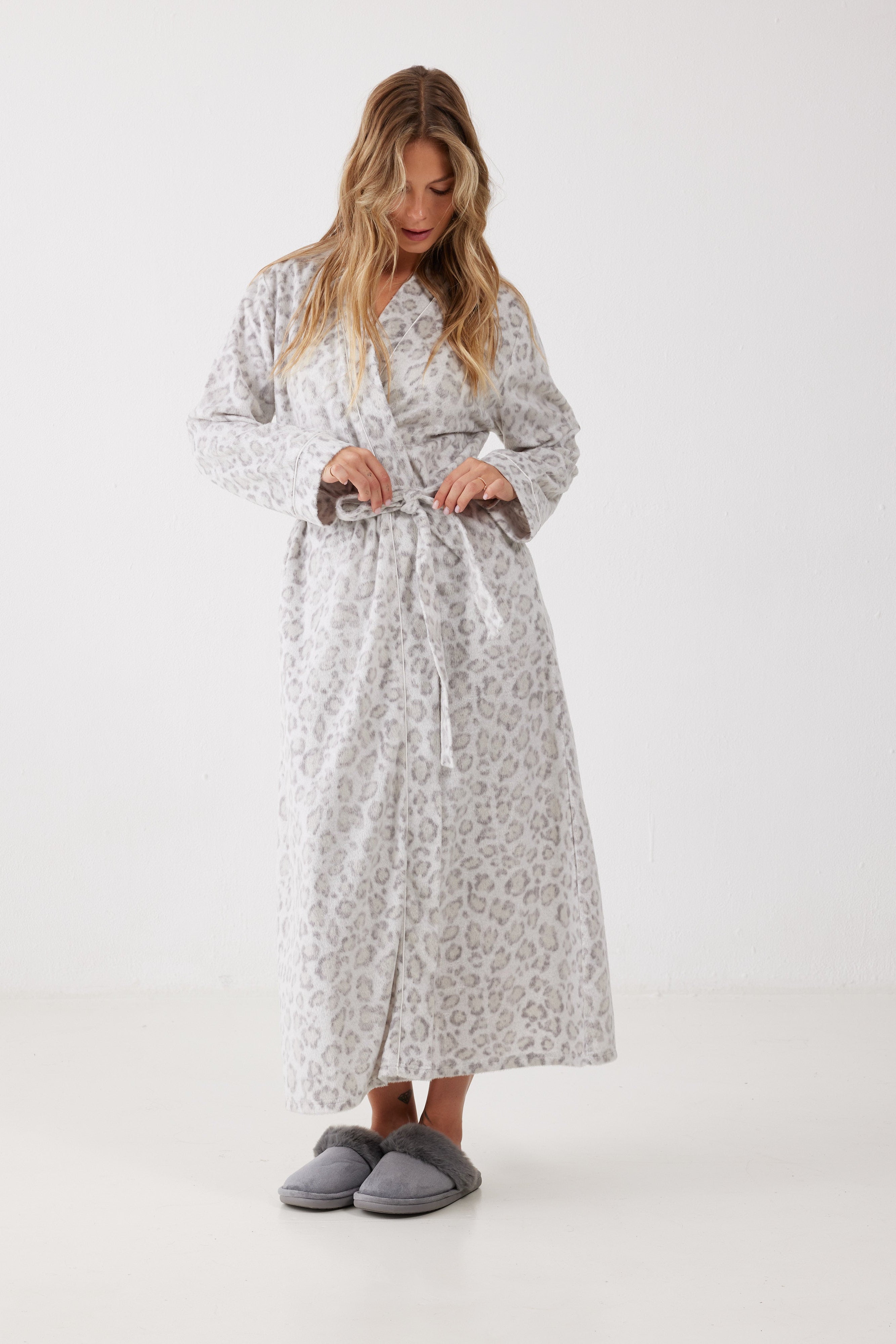 חלוק מנומר מינק