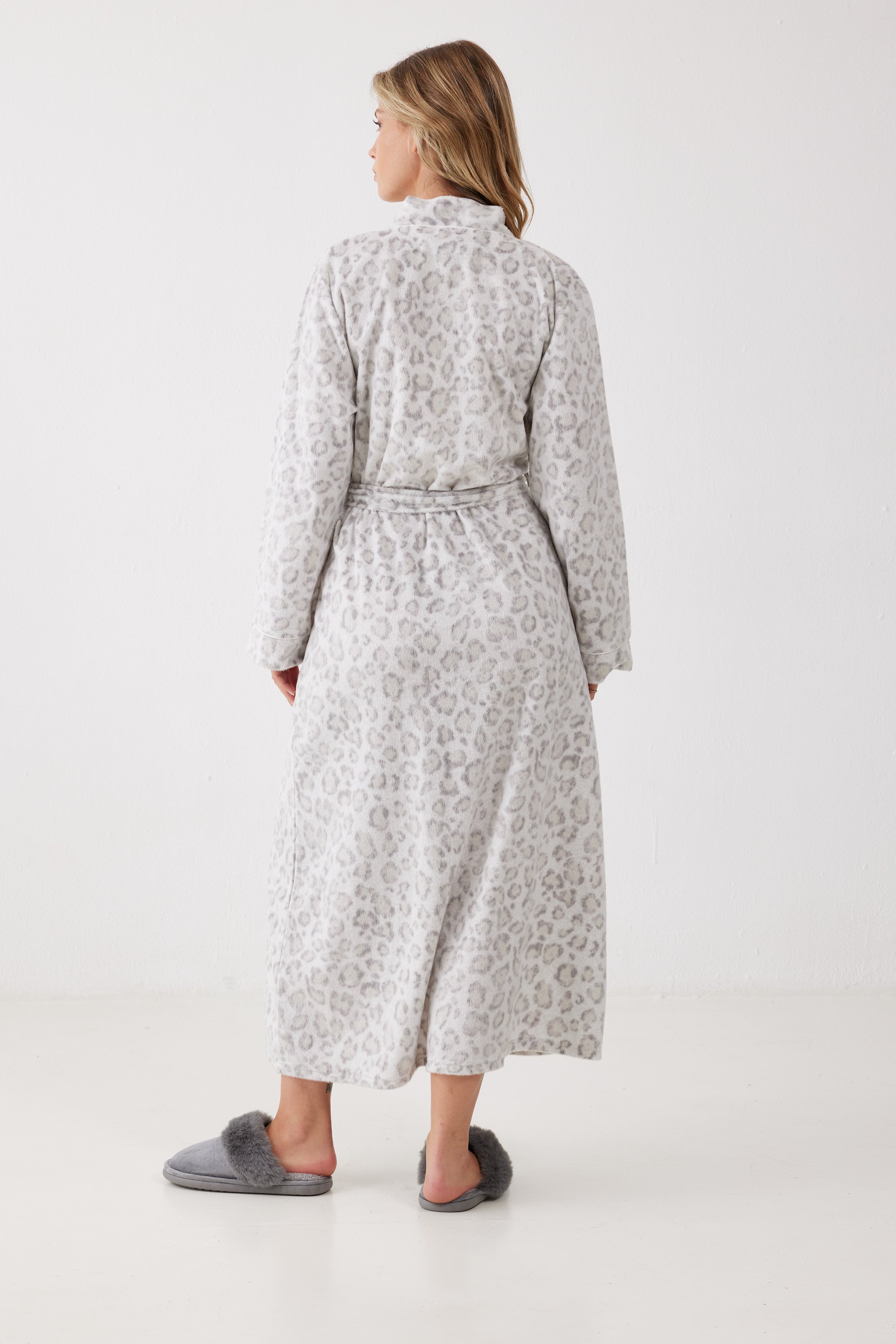 חלוק מנומר מינק