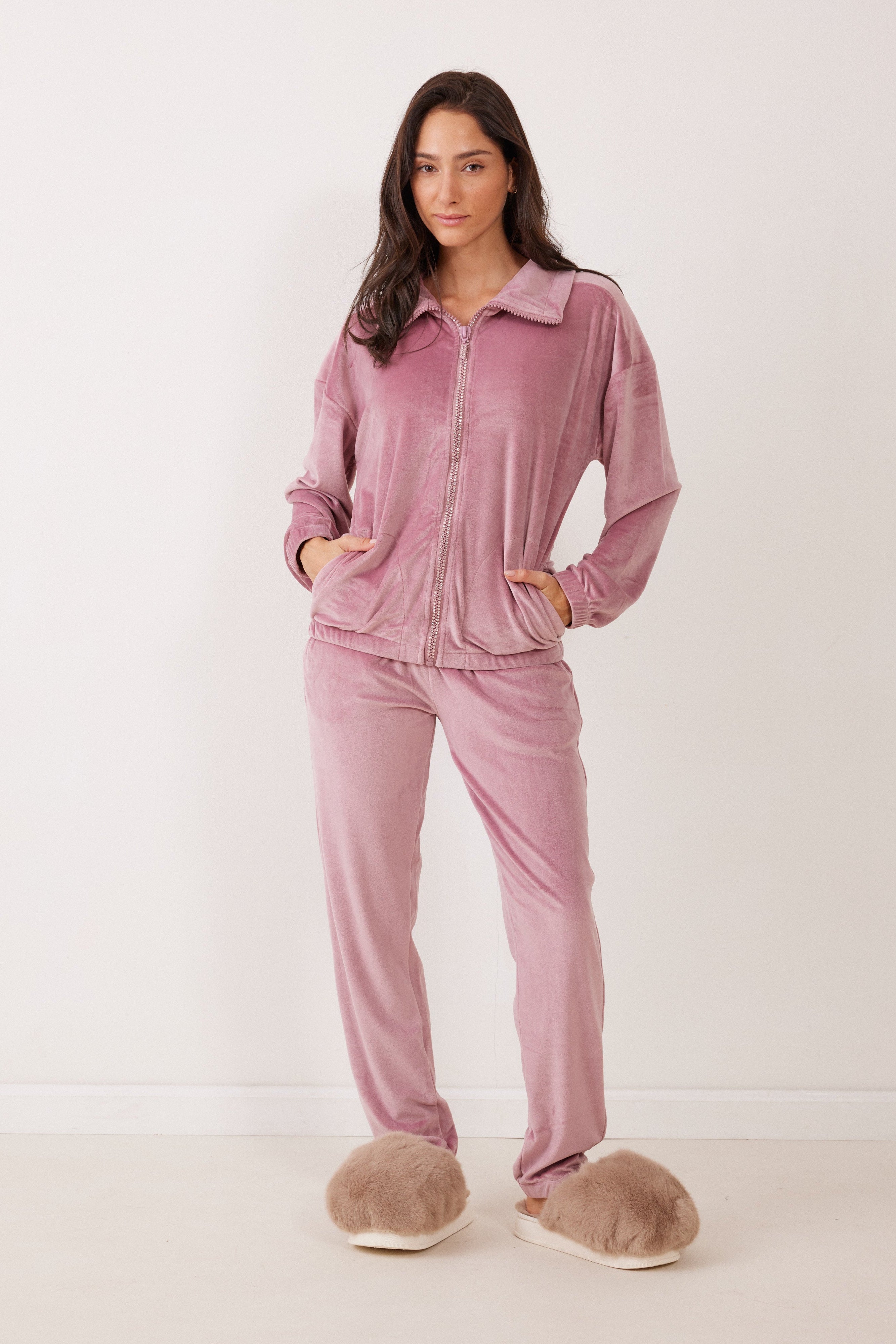 חליפת רוכסן יהלומים קטיפה