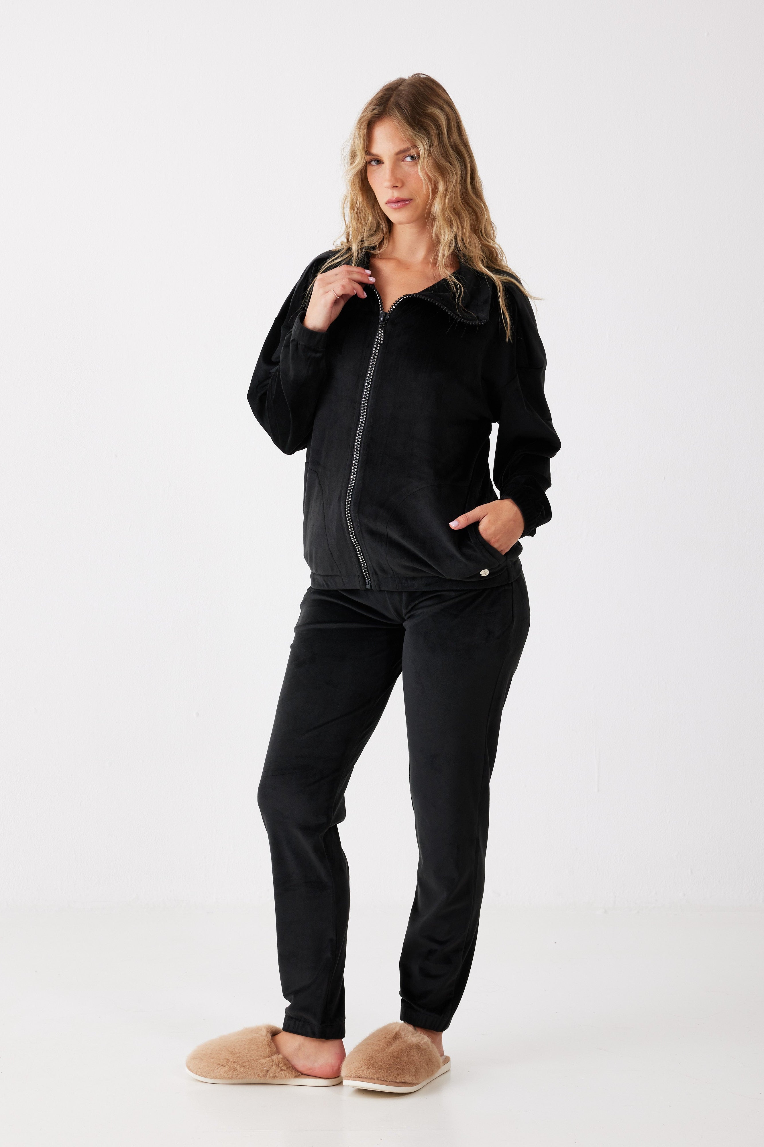 חליפת רוכסן יהלומים קטיפה