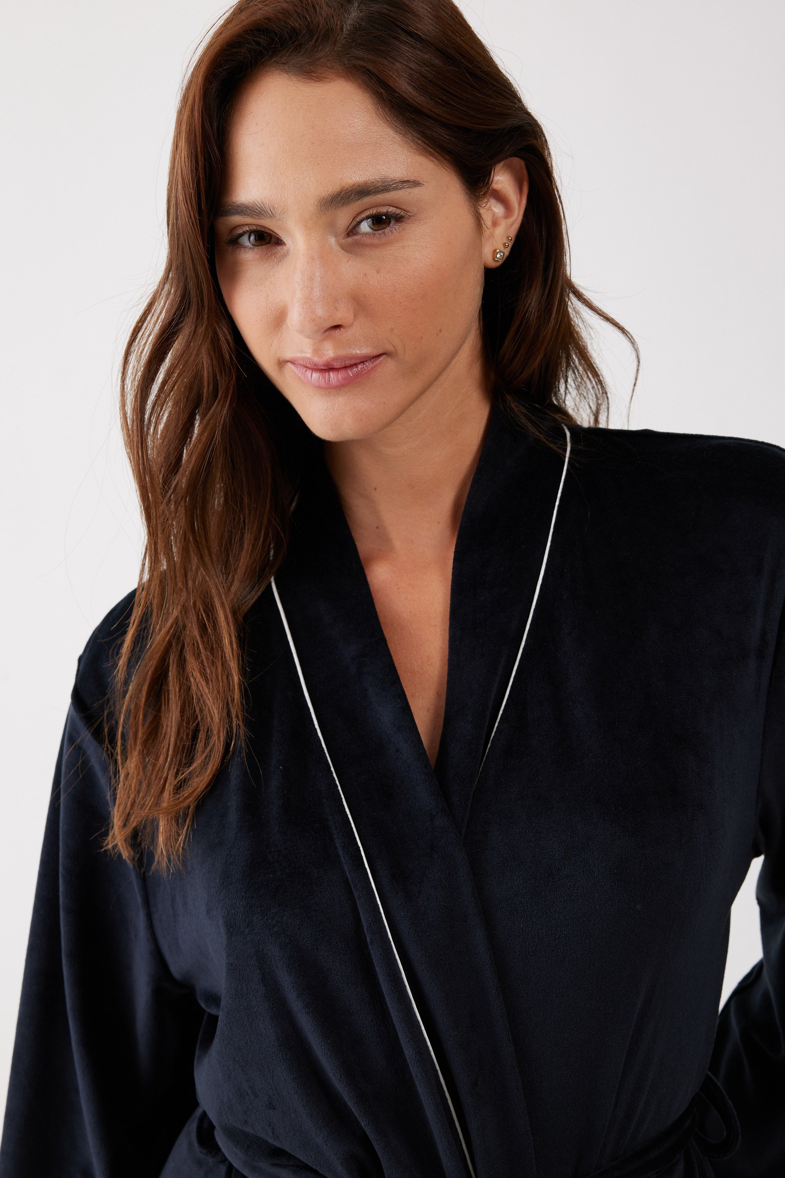 חלוק פייפינג קטיפה