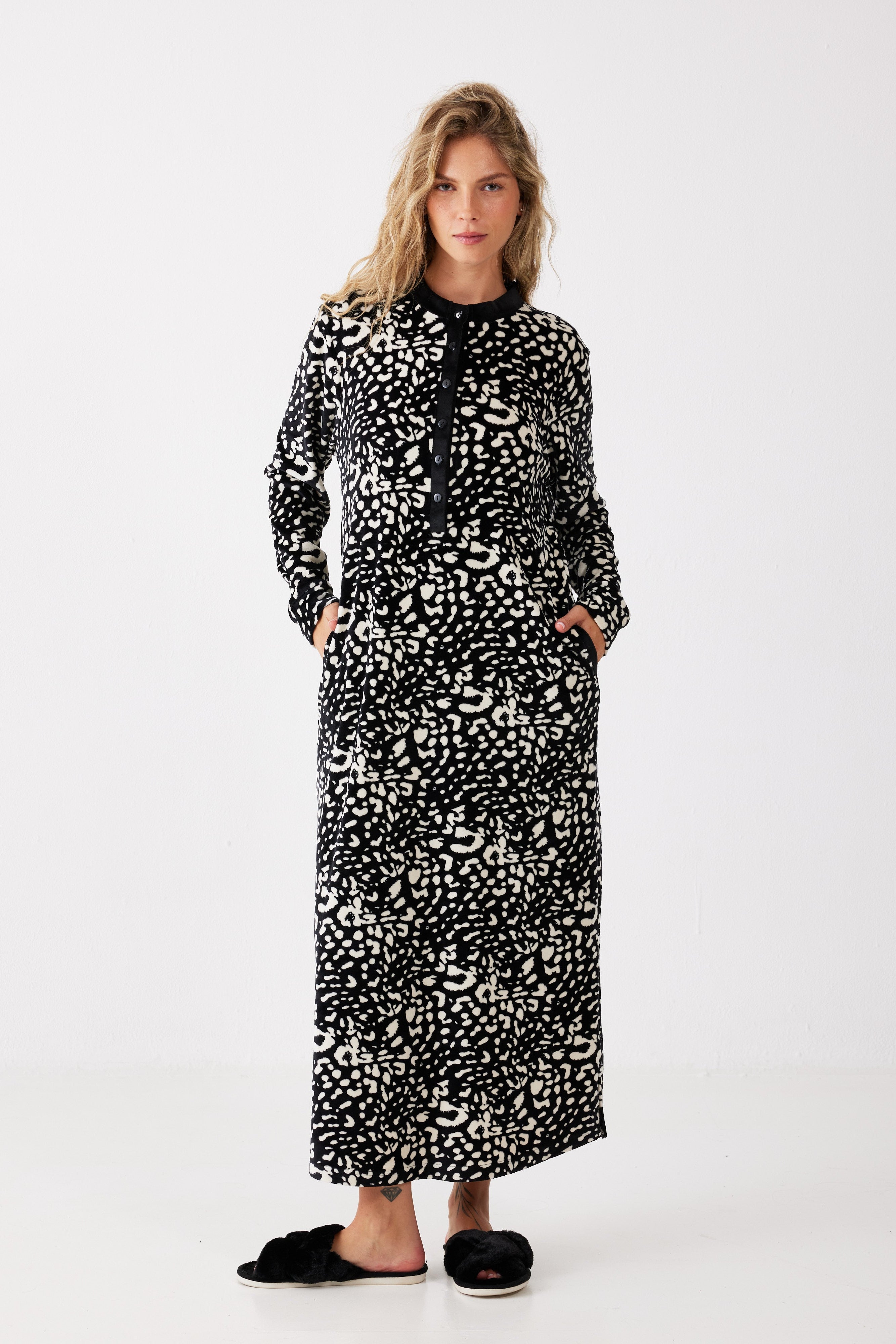 כותונת מנומרת קטיפה