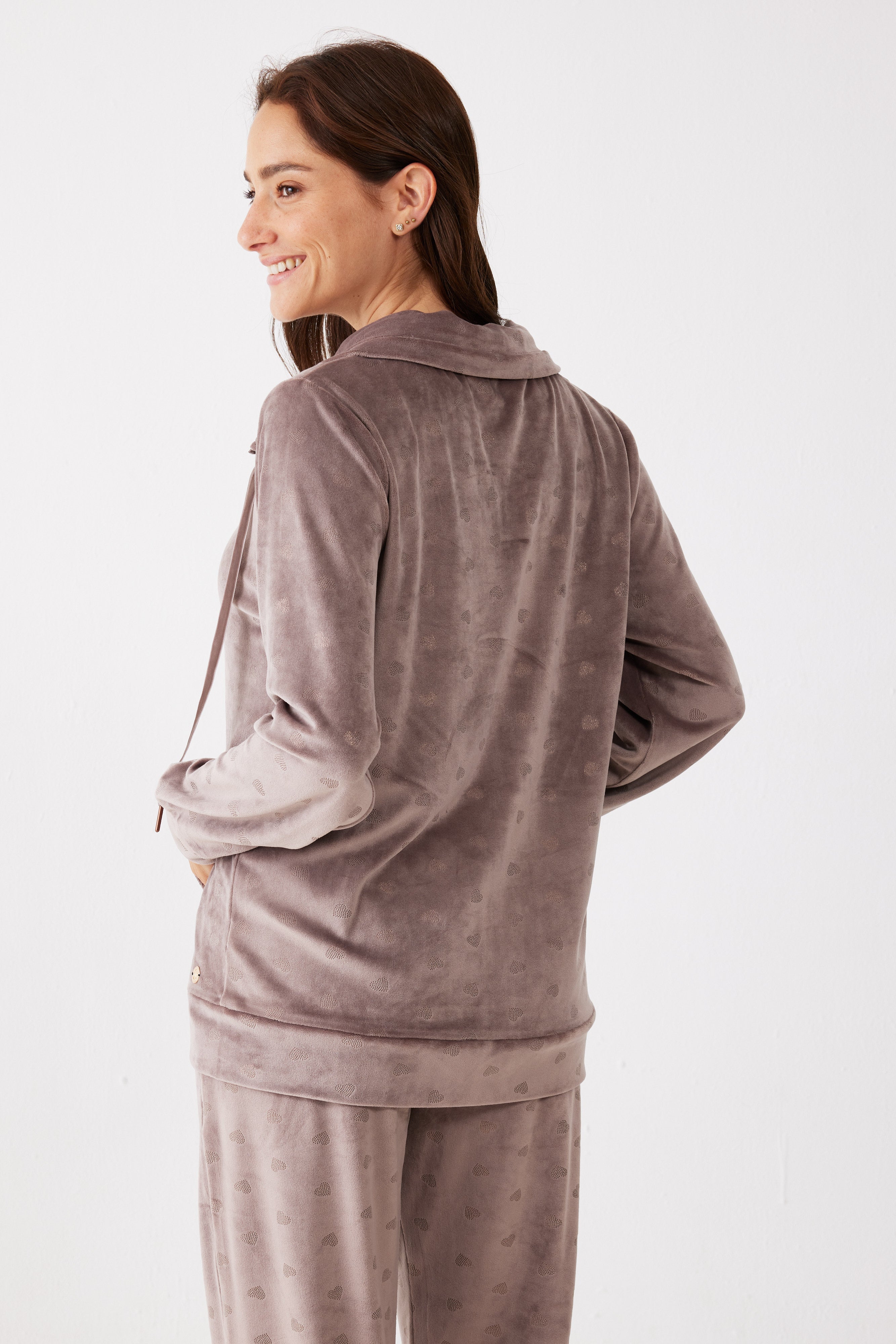 פיג'מה רוכסן לבבות קטיפה