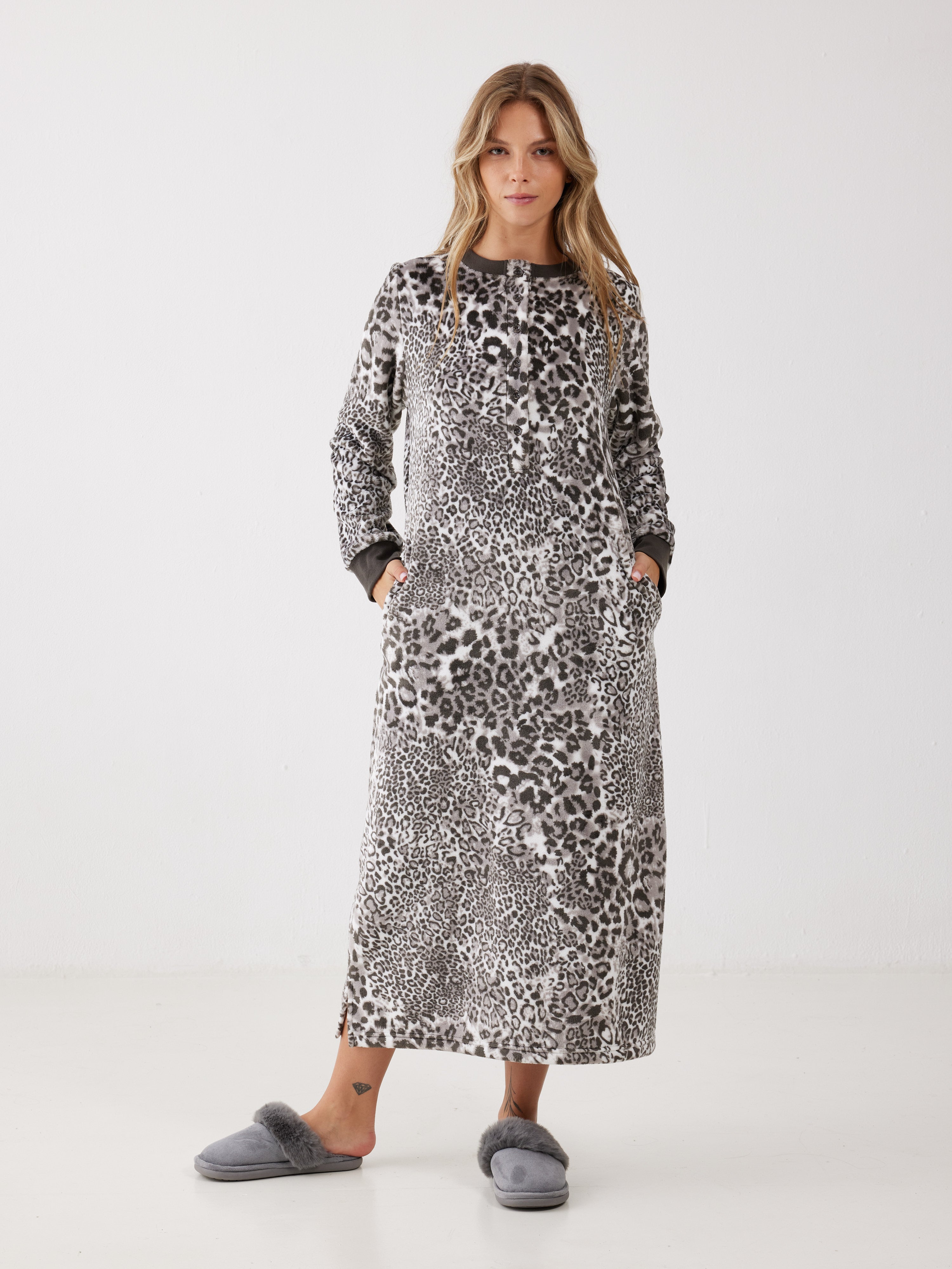 כותונת מנומרת פלאפי