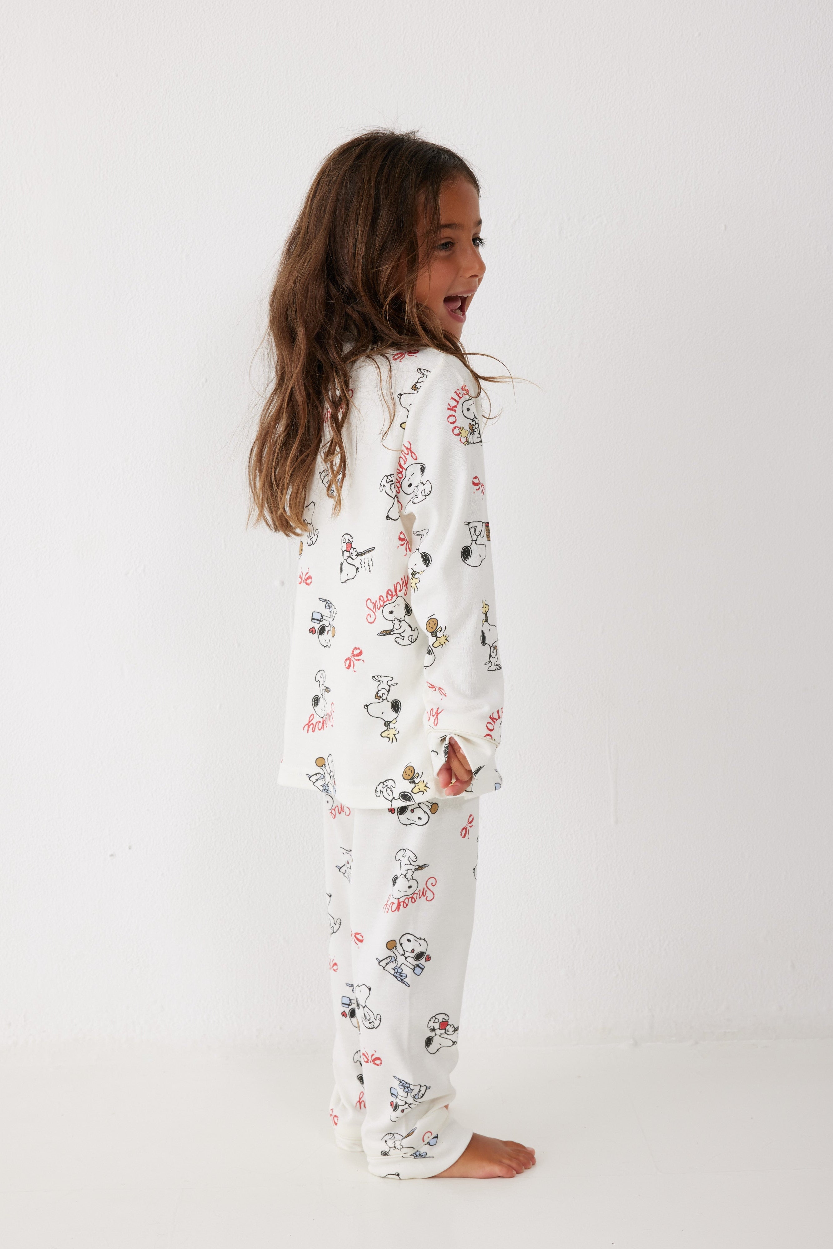 פיג'מה ילדים סנופי מכופתרת