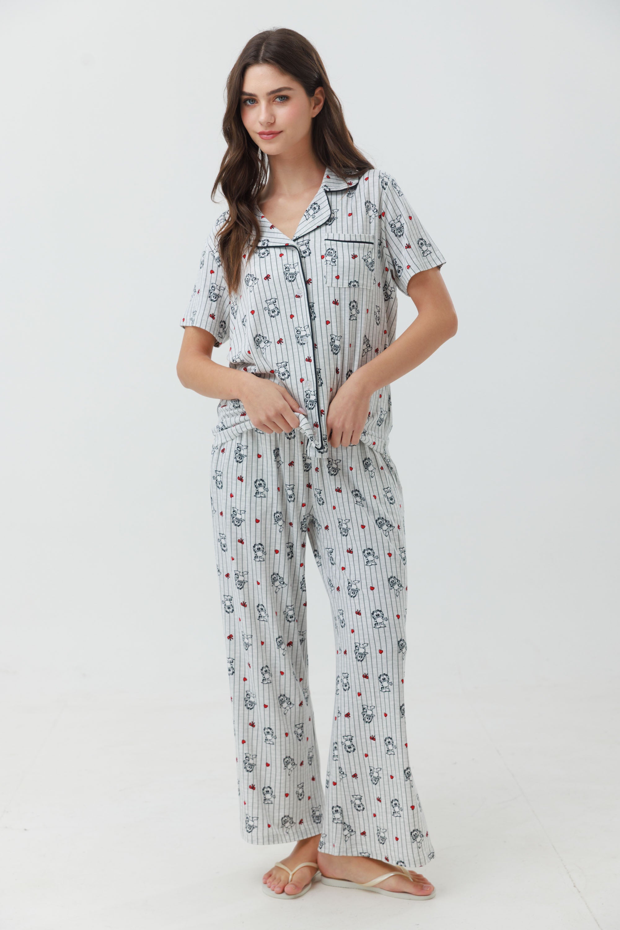 Yummy Print – פיג'מת גרפילד לנשים מכופתרת מכנס ארוך