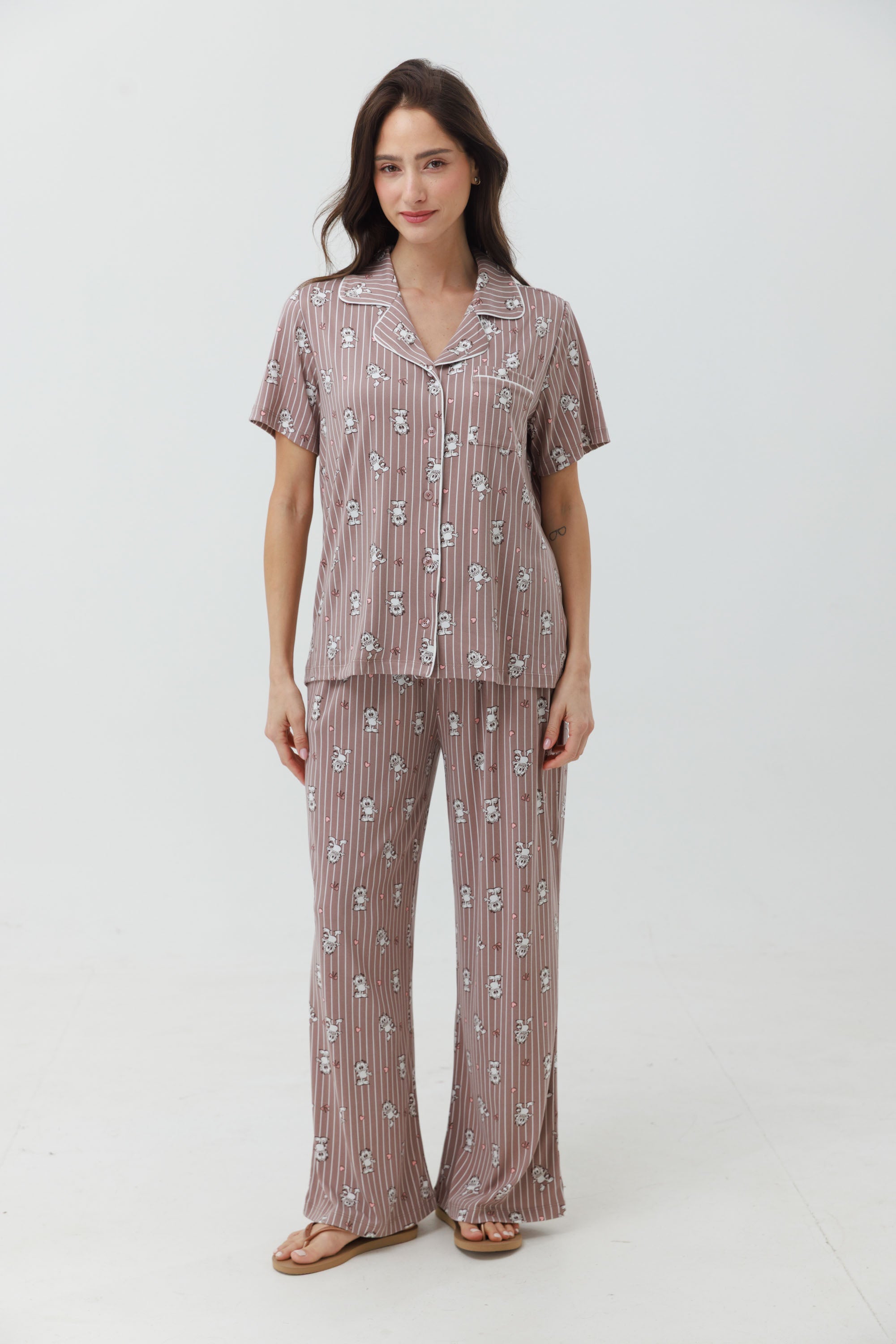 Yummy Print – פיג'מת גרפילד לנשים מכופתרת מכנס ארוך
