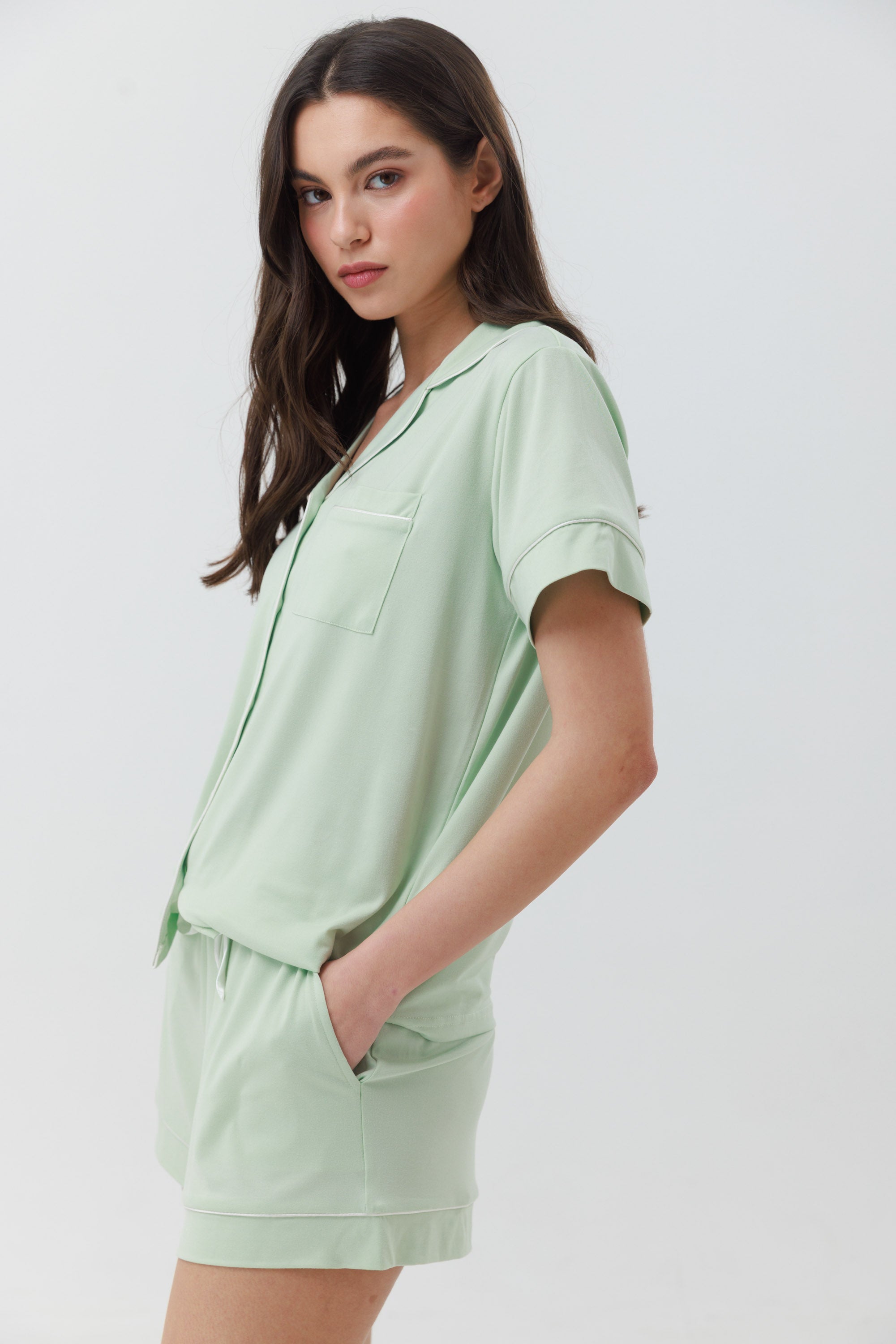 סט פיג'מה יאמי מכופתרת מכנס קצר