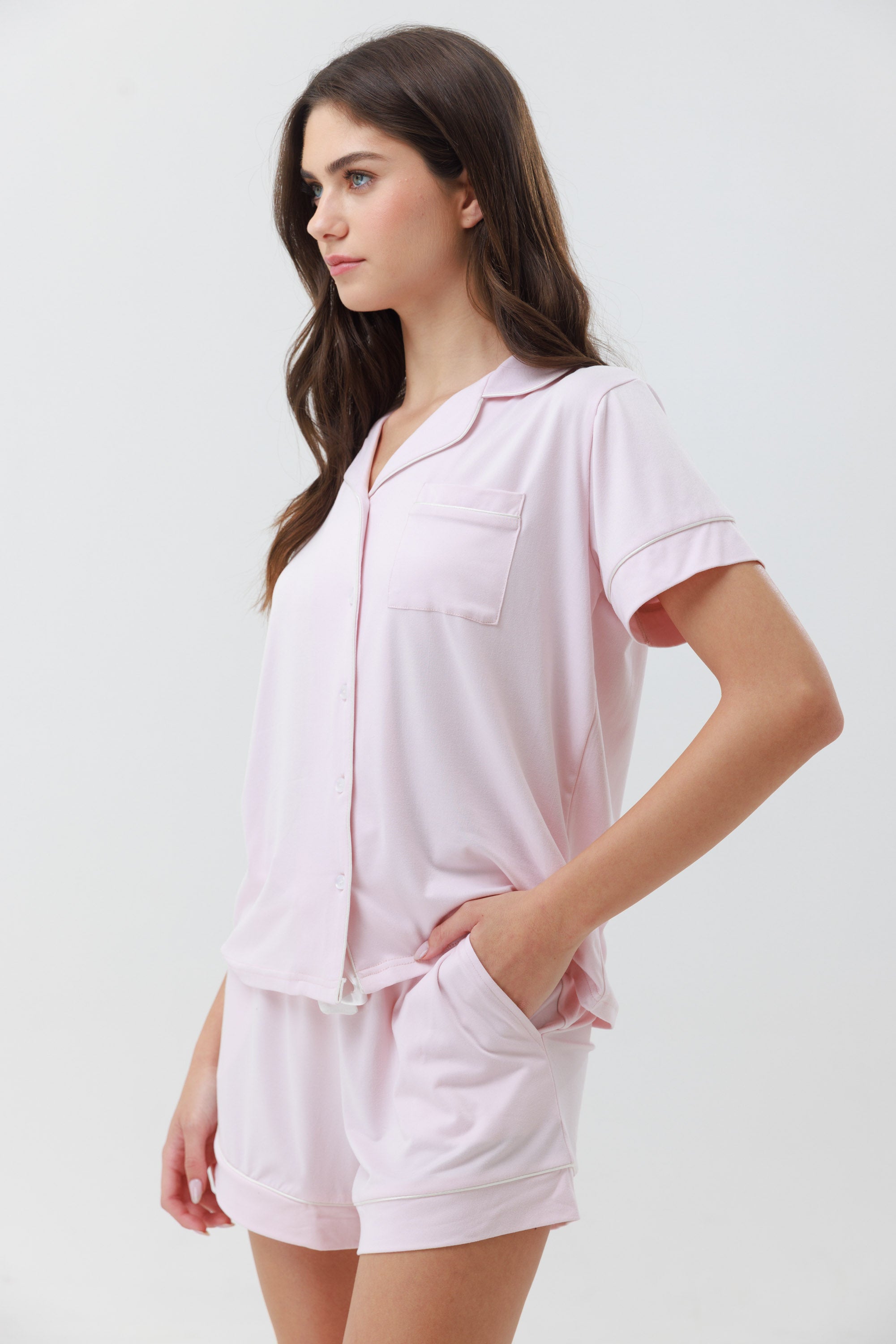 סט פיג'מה יאמי מכופתרת מכנס קצר