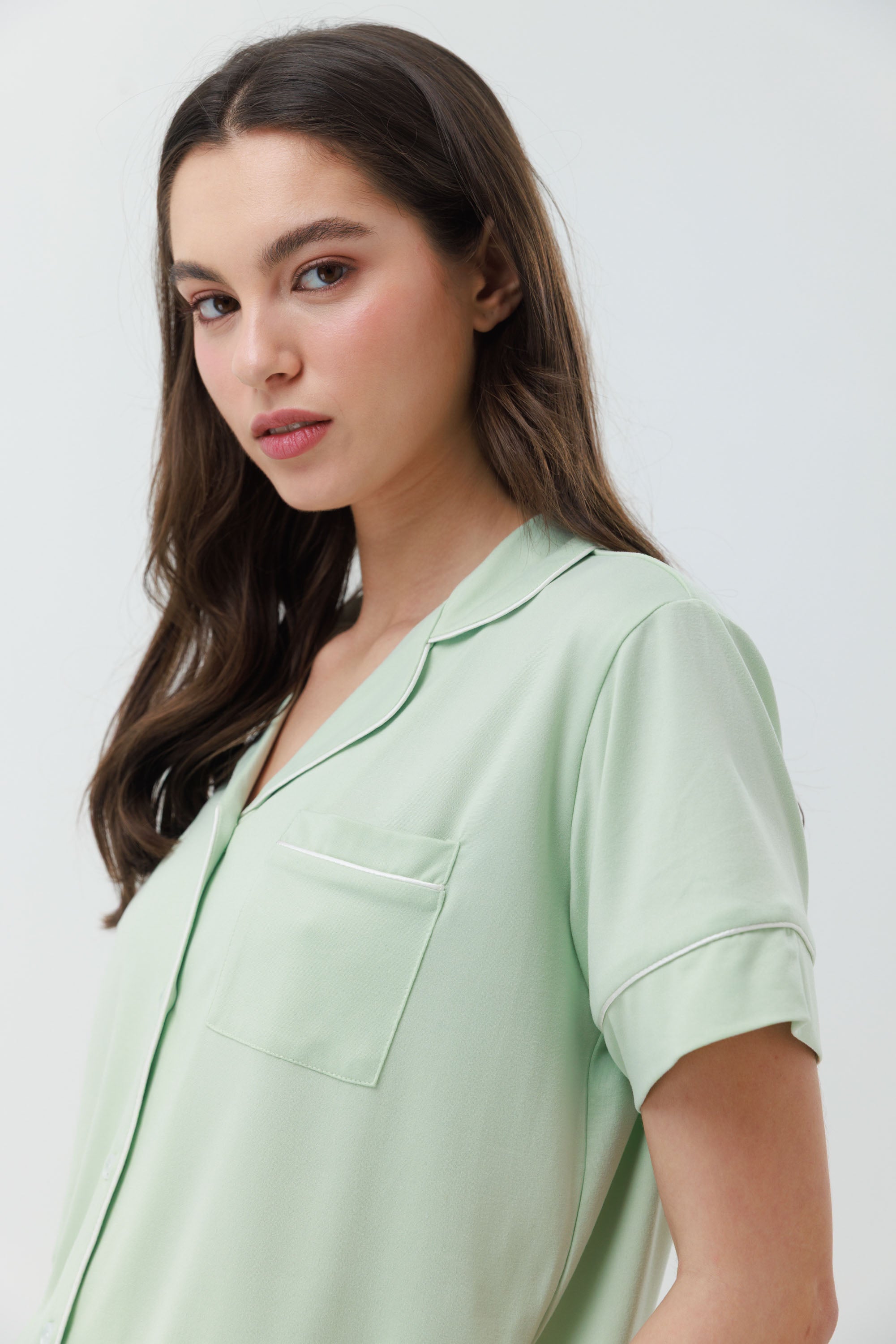 סט פיג'מה יאמי מכופתרת מכנס קצר