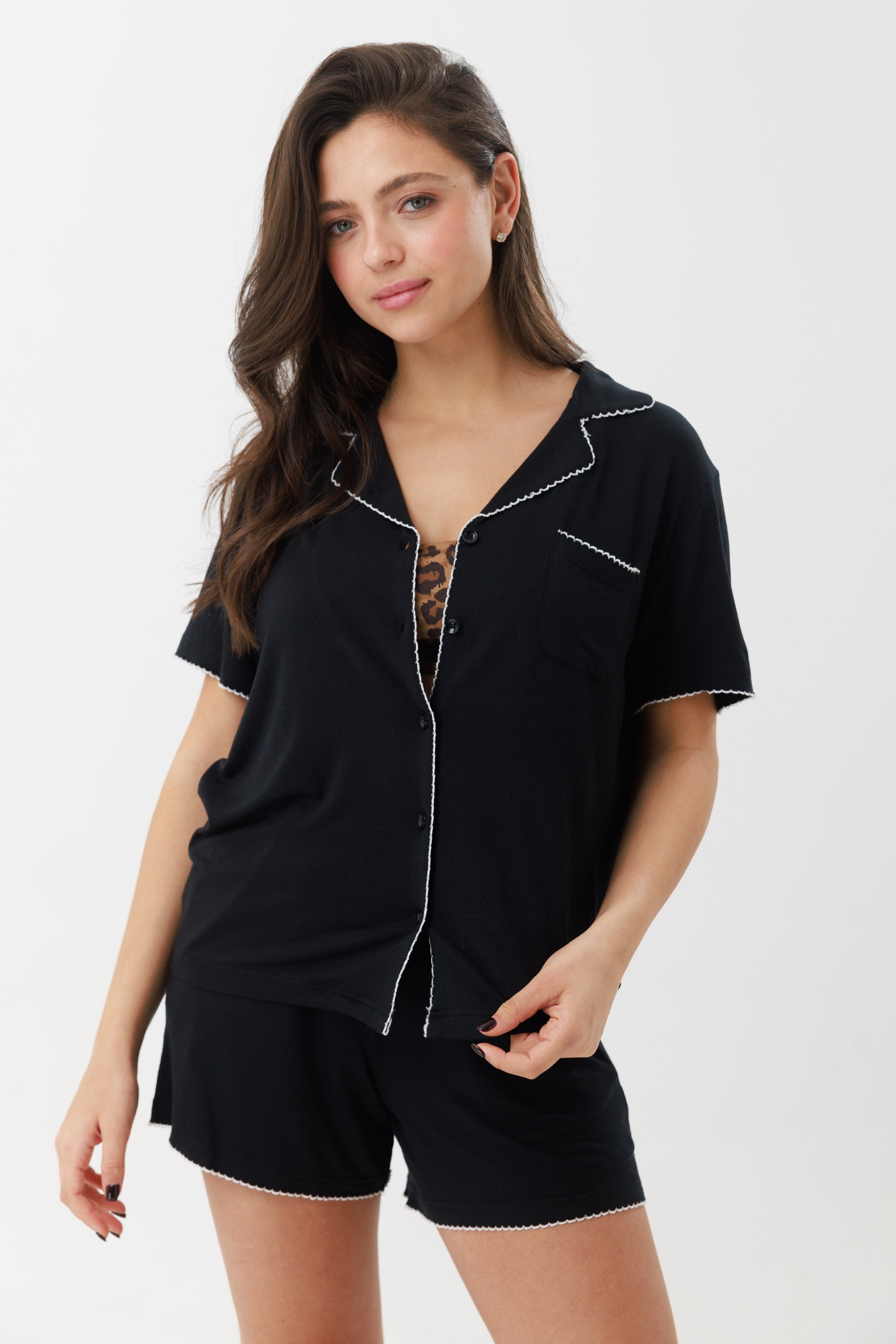 סט פיג'מה  מכופתרת מכנס קצר ויסקוזה