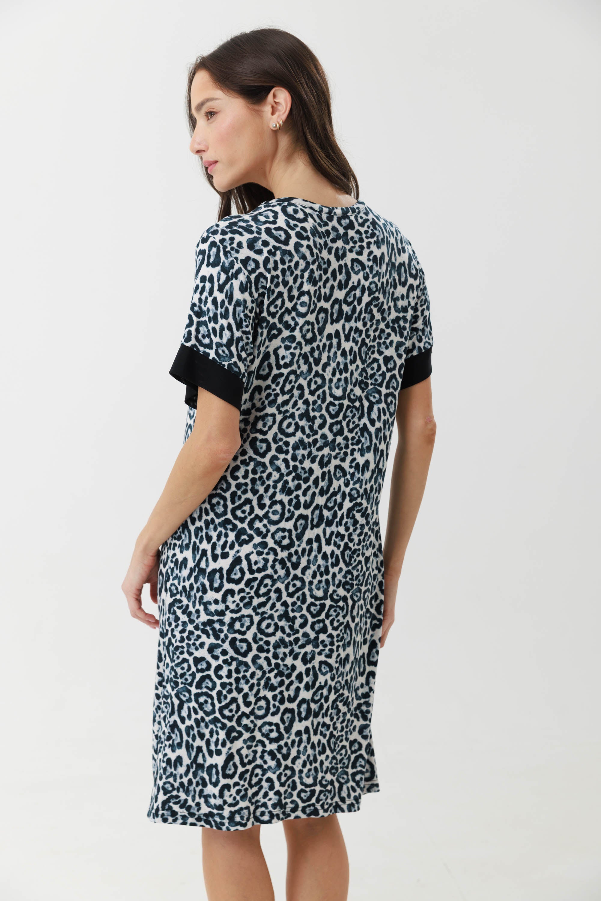 כותנת לילה מנומרת - חצי שרוול ויסקוזה