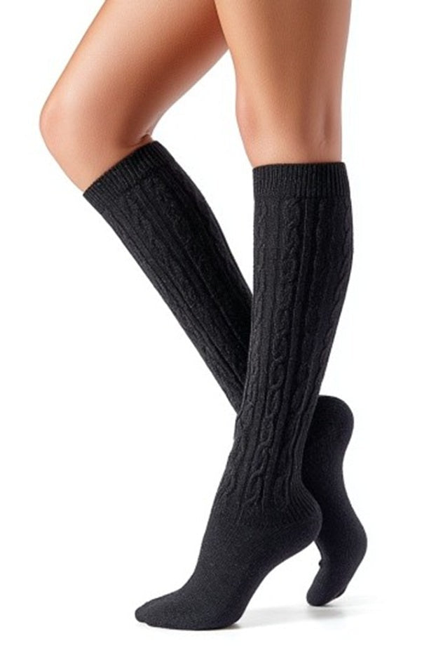 גרבי צמר עד-הברך