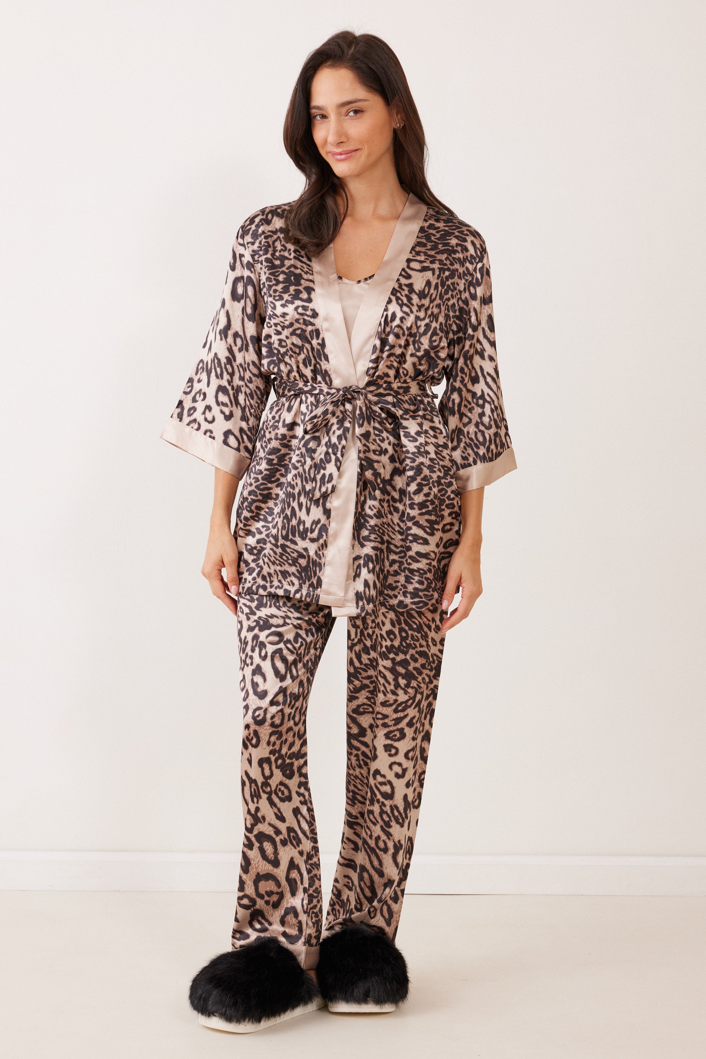 חליפת קימנו  סאטן 3 חלקים מודפס