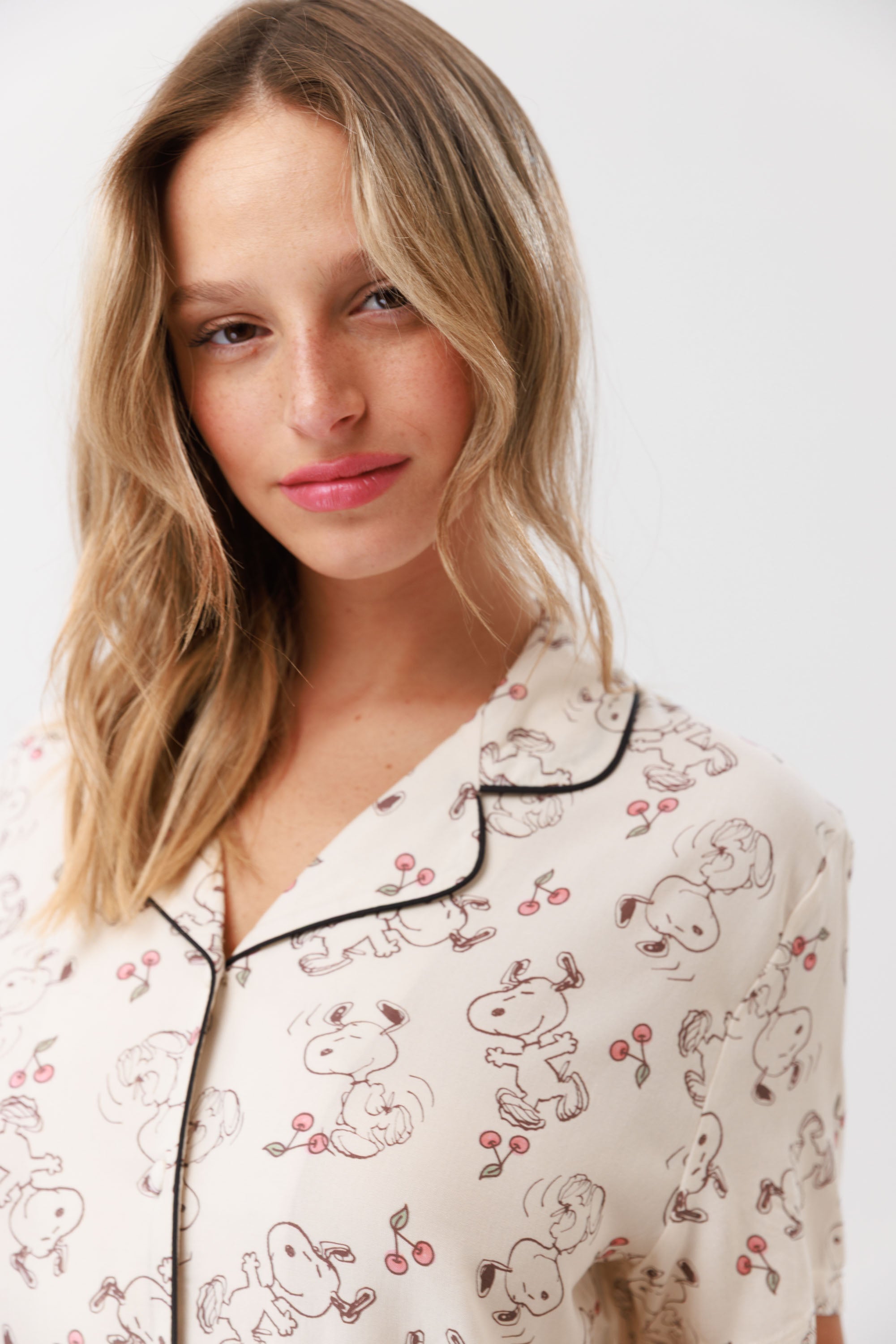 סט פיג'מה מכופתרת מכנס קצר 100% כותנה