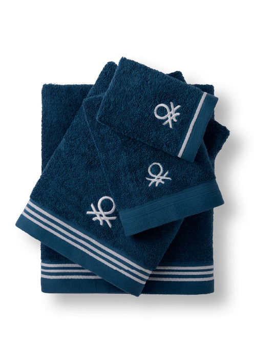 מגבת ענק 90/150 סמ  חלק עם רקמה - פטרול Benetton
