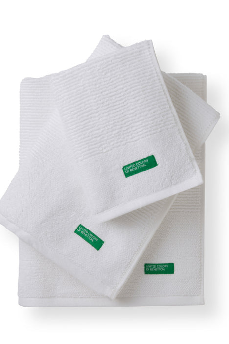 מגבת גוף 70/130  ריבס - לבן Benetton