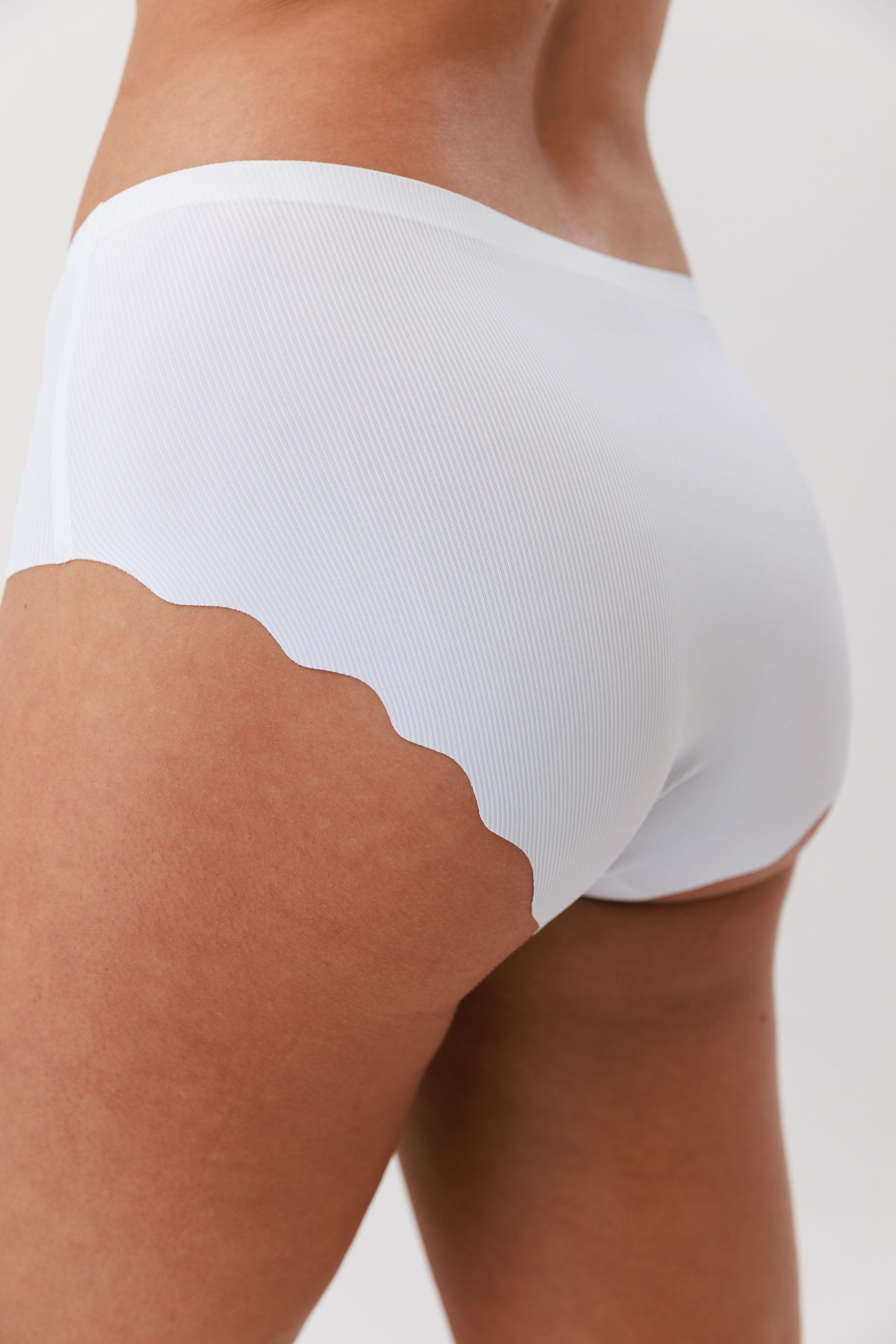 מקסי ריב מיקרו - לבן JASMINE