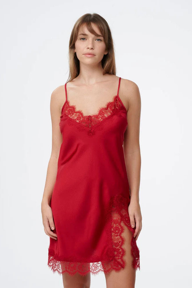 כותונת סאטן מידי בשילוב תחרת ריסים - אדום