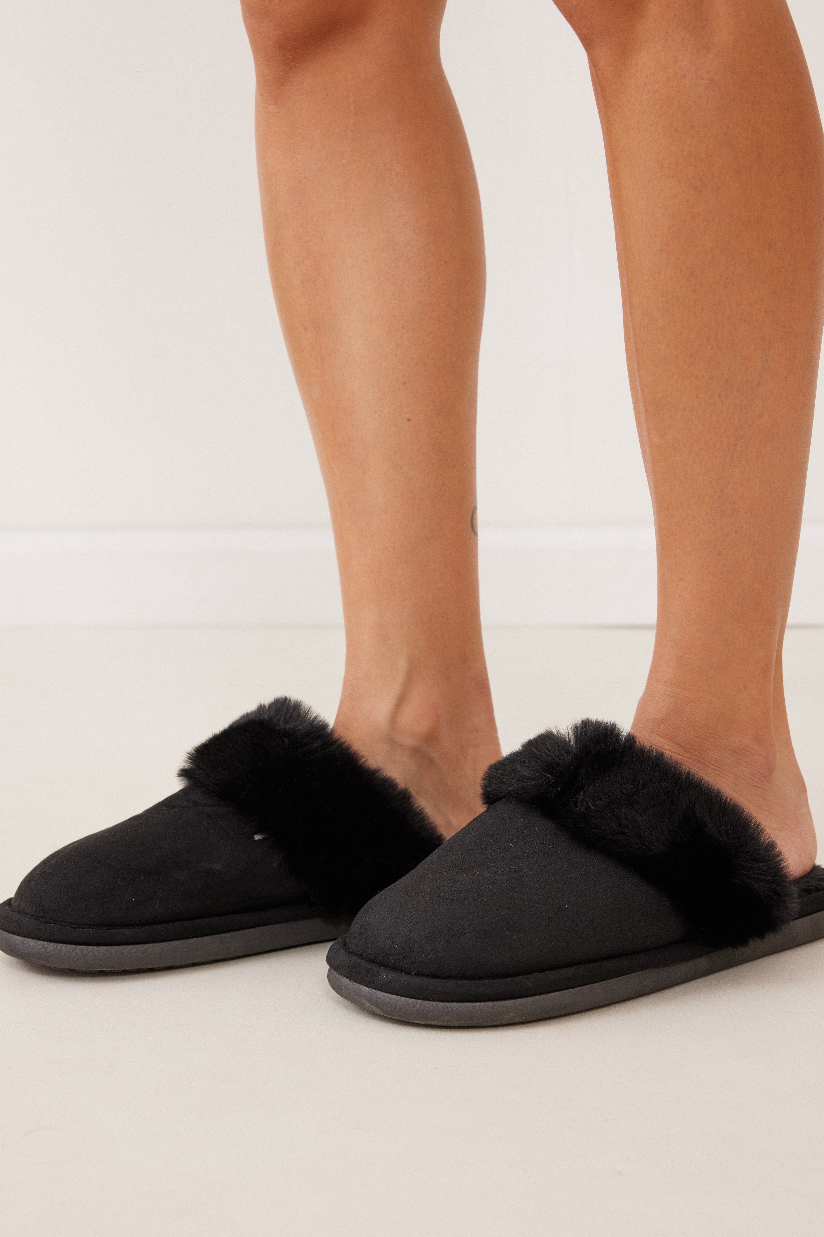 נעלי בית פרווה