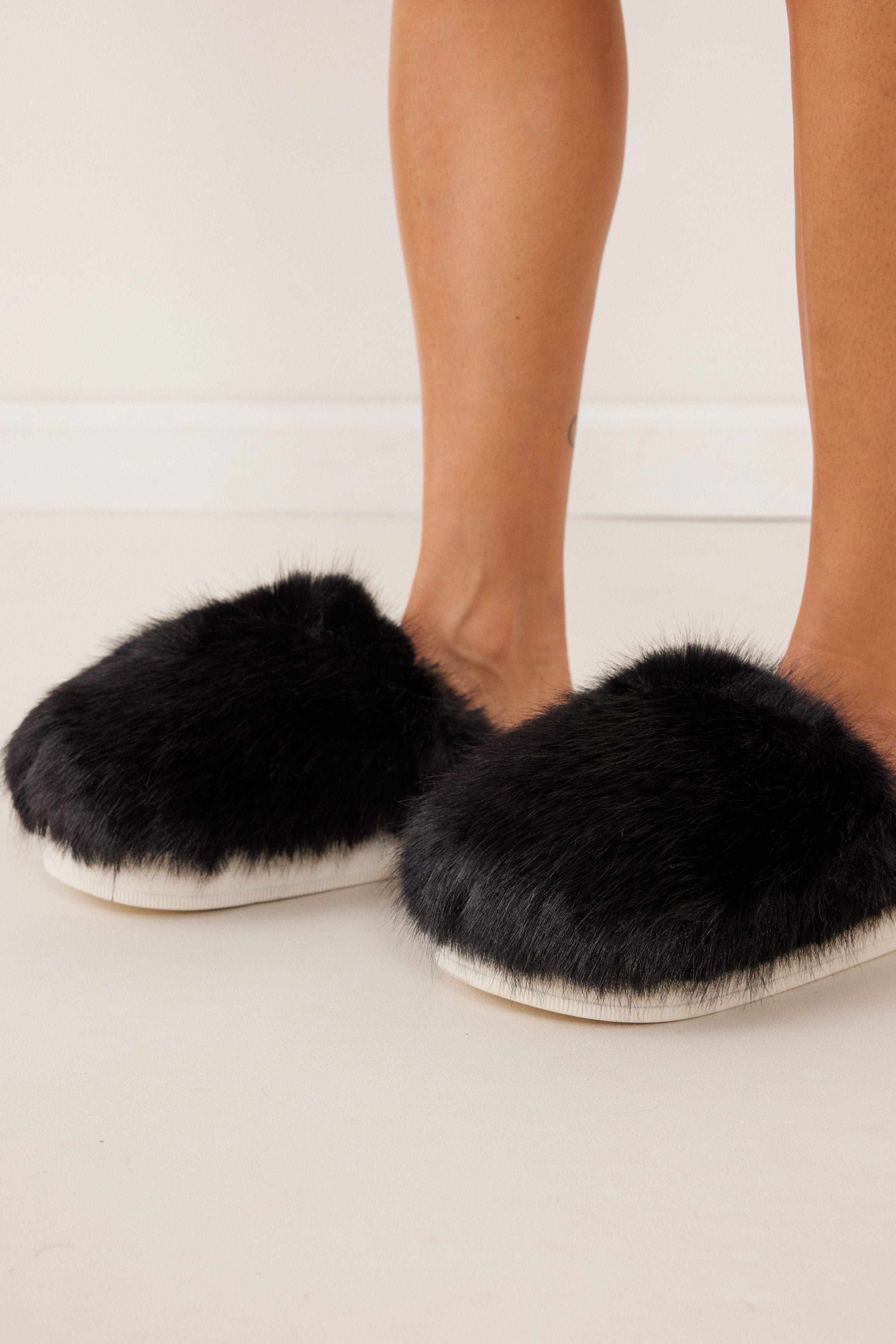 נעלי בית פרווה