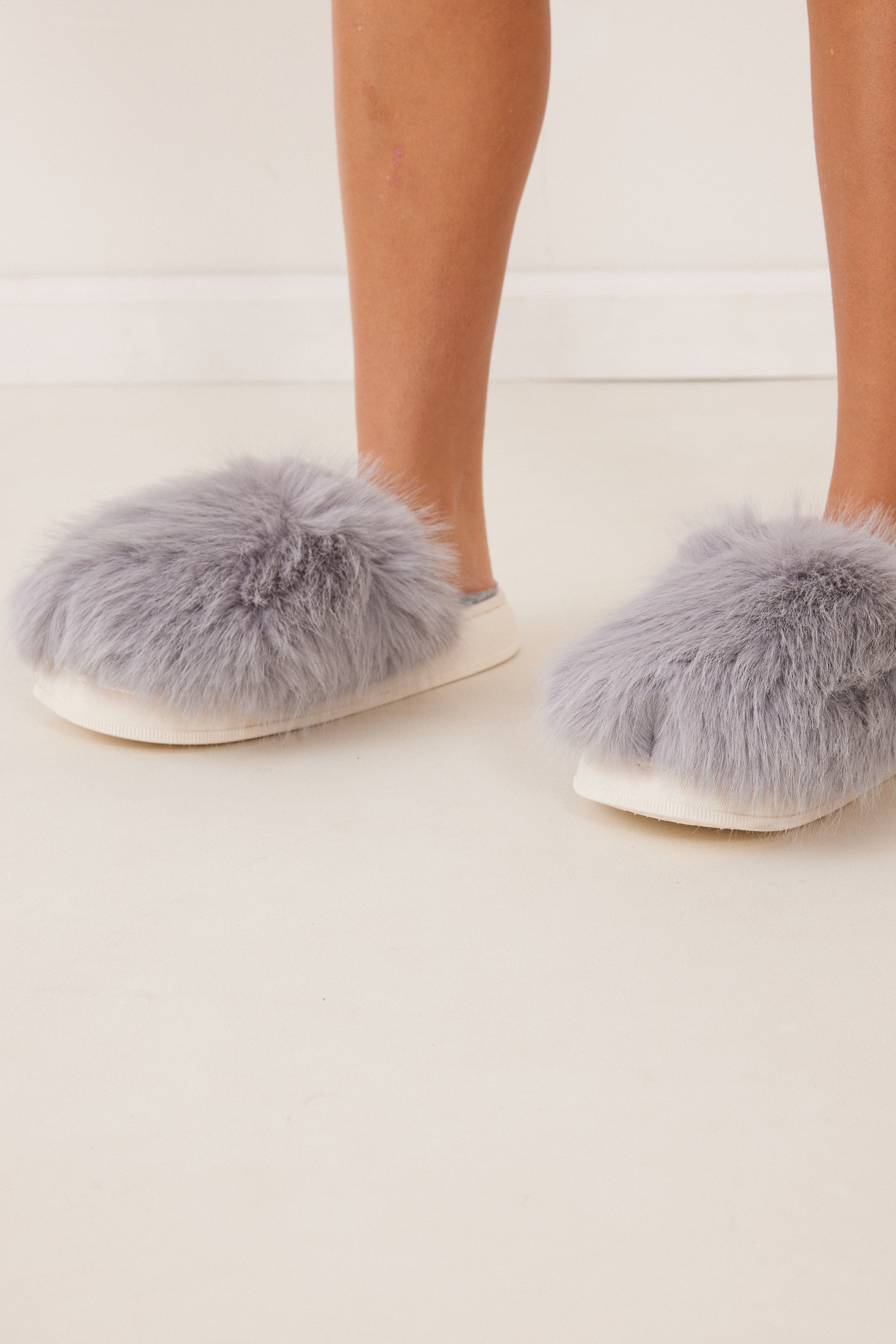 נעלי בית פרווה