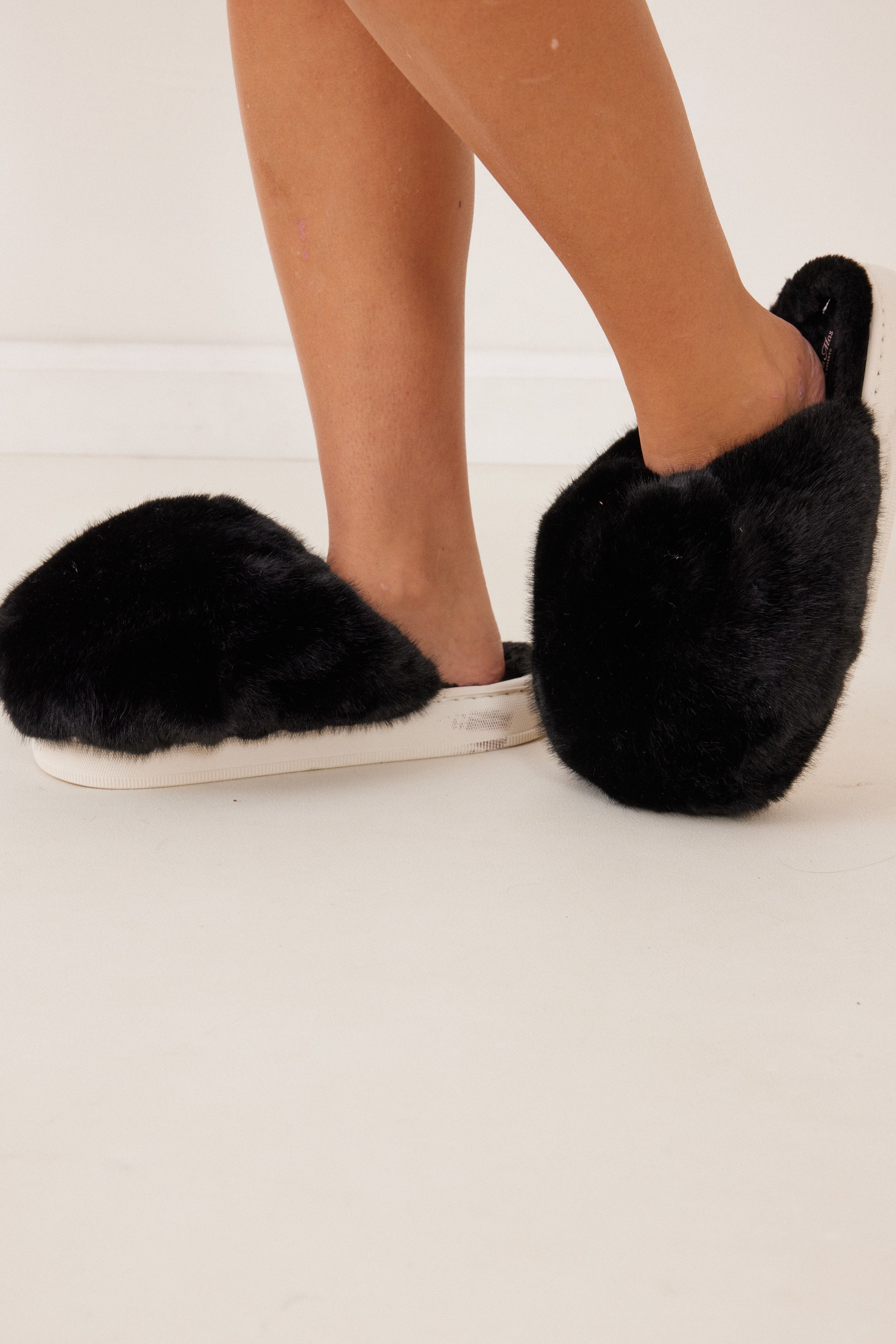 נעלי בית פרווה