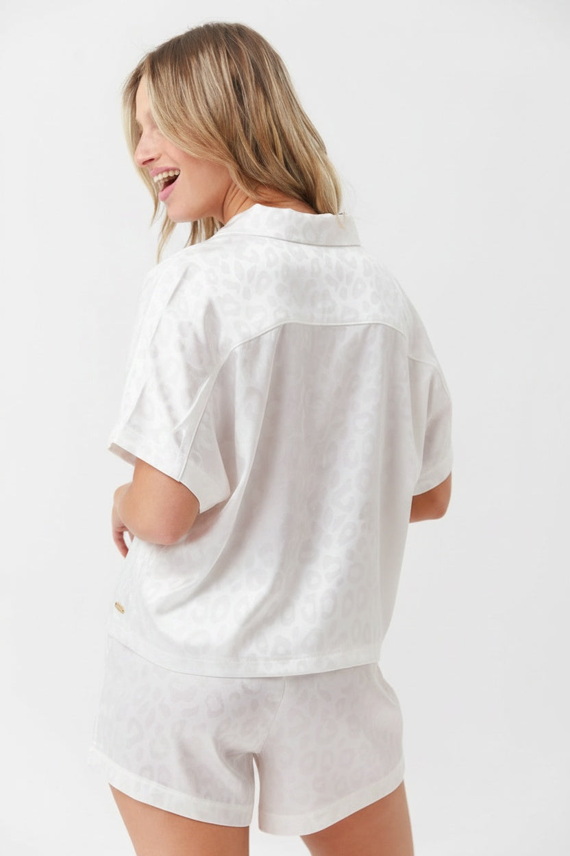 Satin Jacquard – סט פיג'מה מכופתרת יוקרתית
