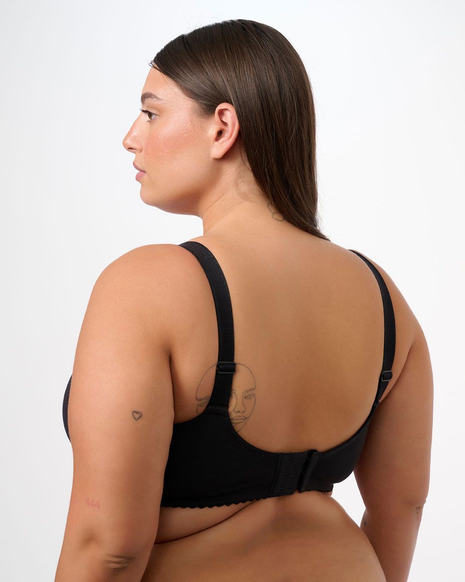 חזיית כותנה ללא ריפוד וללא ברזל