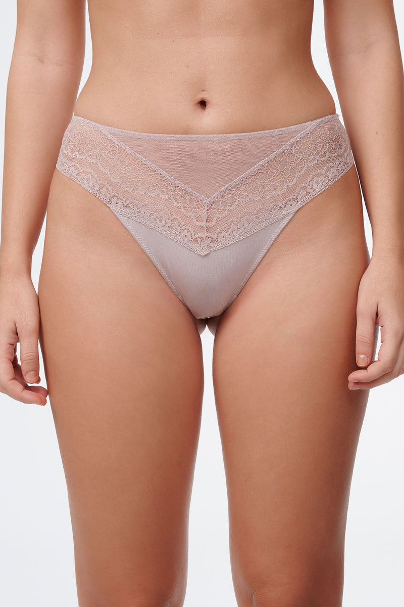 תחתון ברזילאי בשילוב בדי מיקרו רשת ותחרה